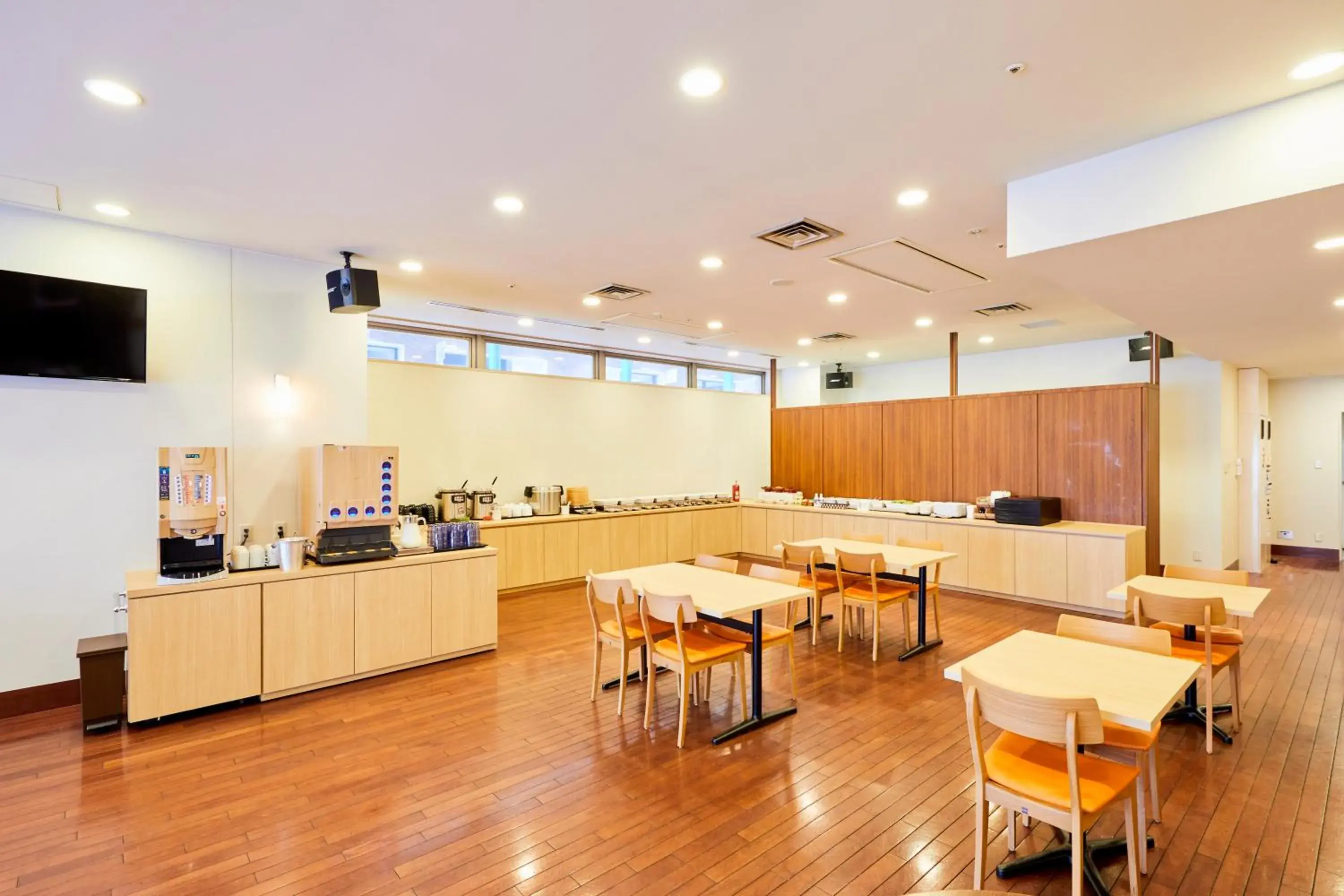 Restaurant/places to eat in Hotel Wing International Kobe - Shinnagata Ekimae Restaurant/places to eat in Hotel Wing International Kobe - Shinnagata Ekimae