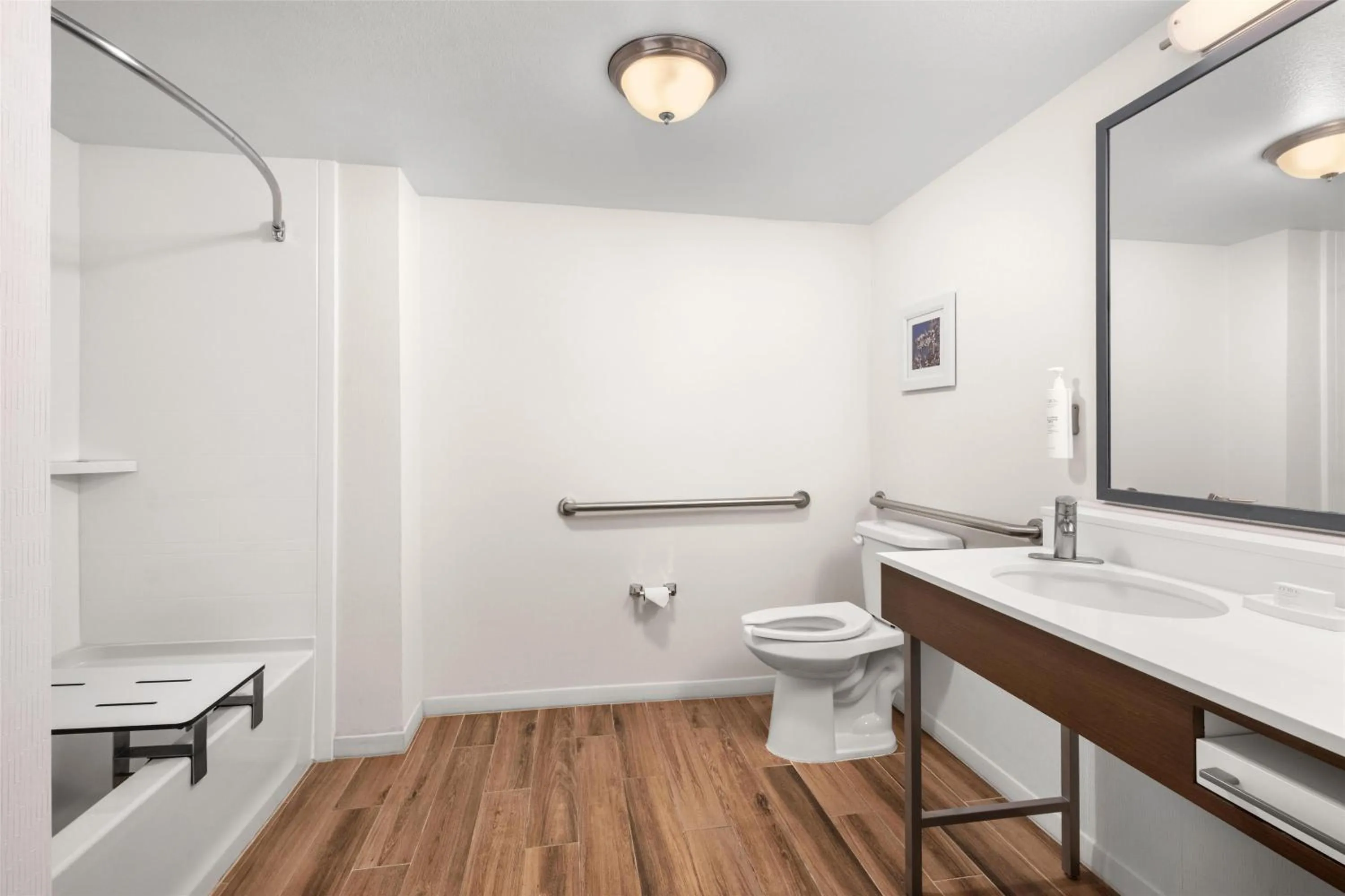 Bathroom in Hampton Inn & Suites Fresno