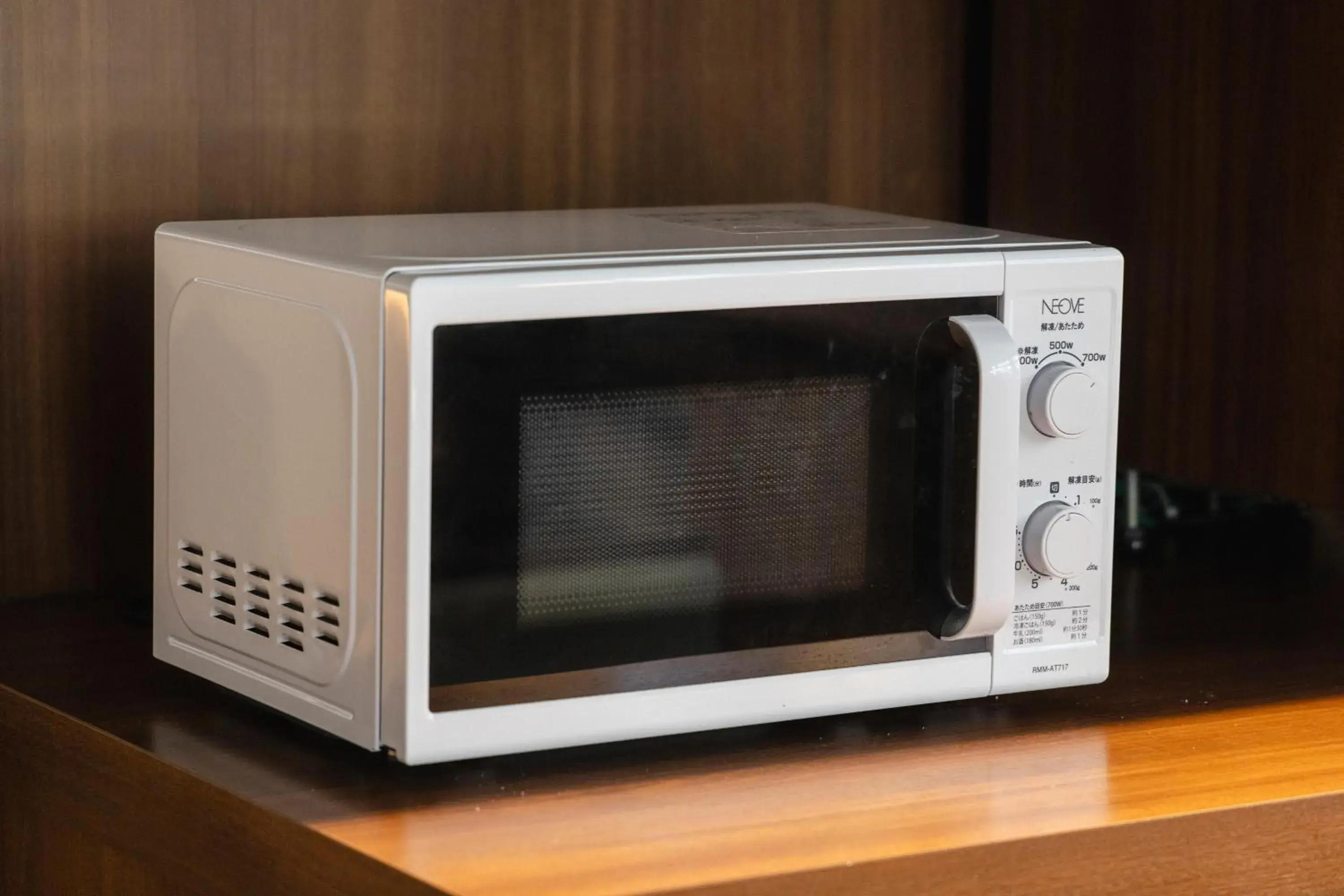 Lounge or bar in KOKO HOTEL Shimbashi Onarimon - formerly Hotel Wing International Shimbashi Onarimon Lounge or bar in KOKO HOTEL Shimbashi Onarimon - formerly Hotel Wing International Shimbashi Onarimon