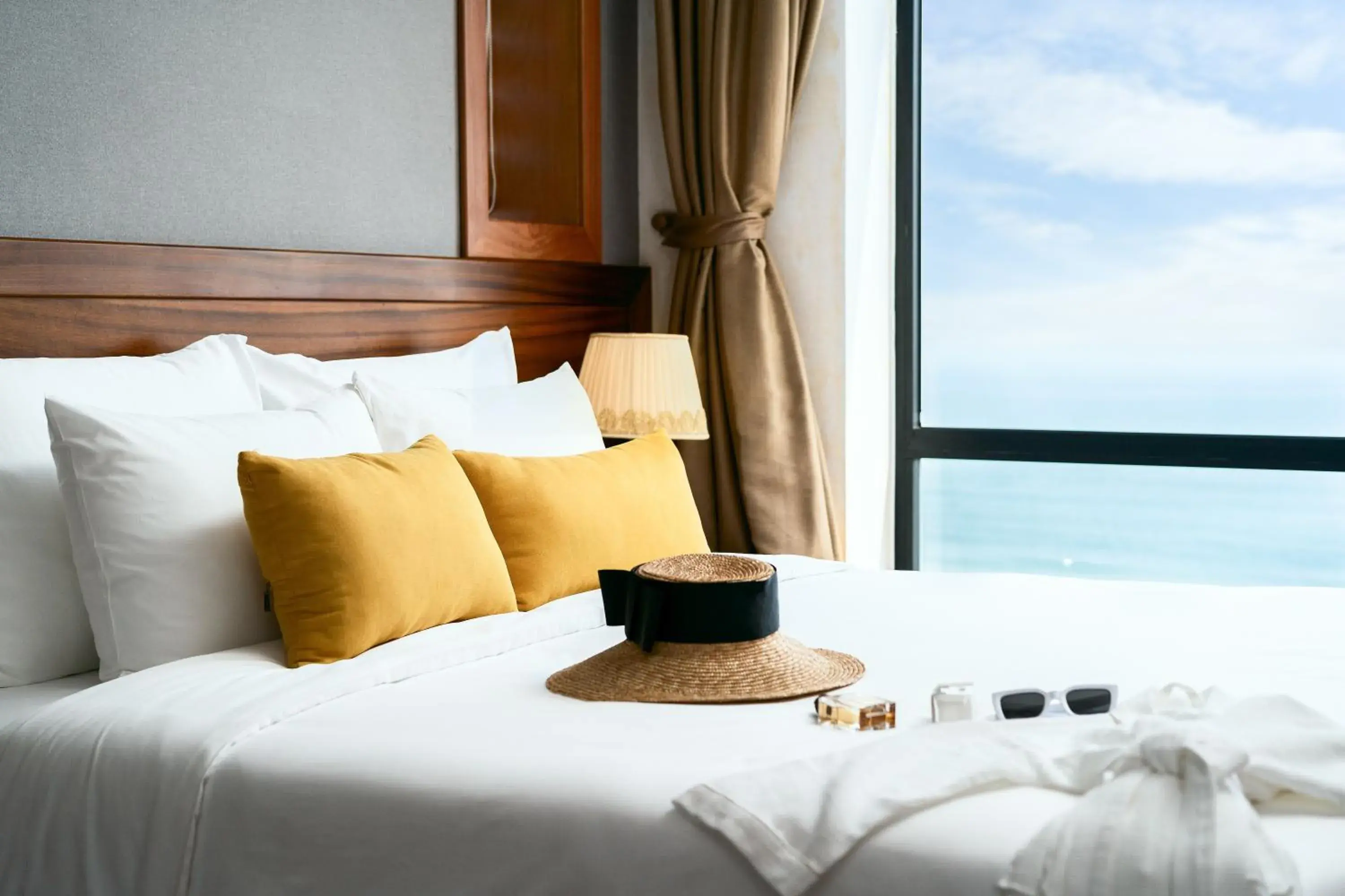 Bed in Sunny Ocean Hotel & Spa Bed in Sunny Ocean Hotel & Spa