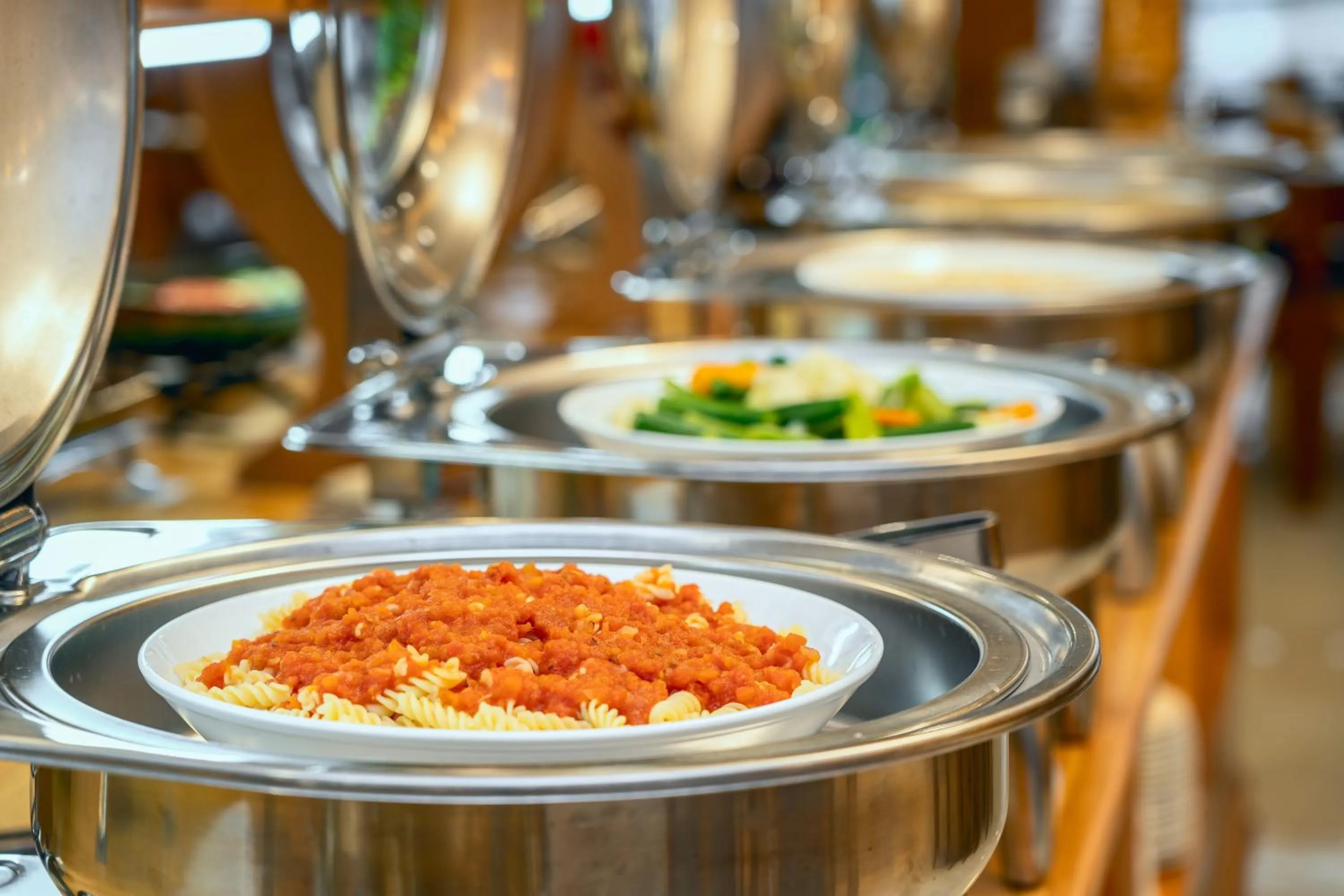 Food and drinks in Sunny Ocean Hotel & Spa