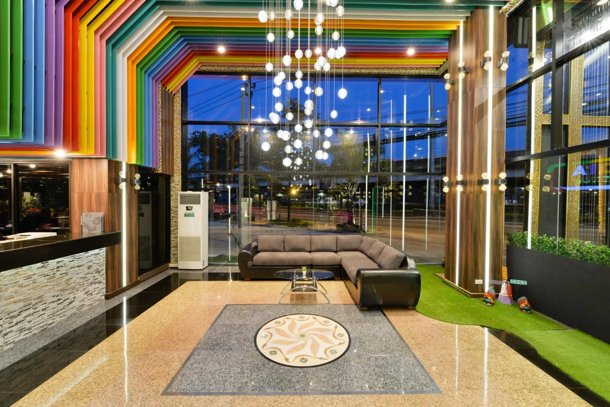 The Breton Hotel Media