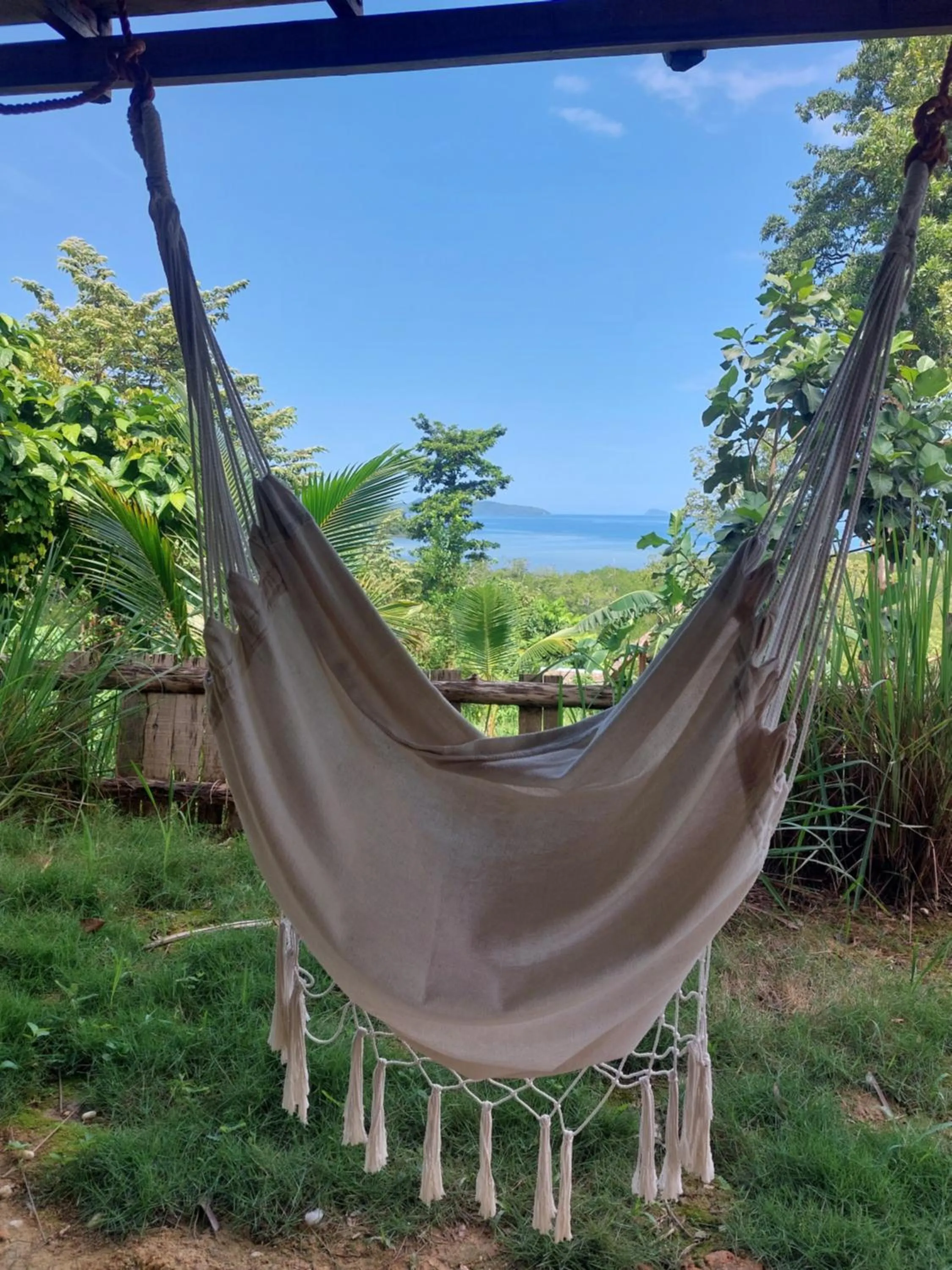 Jungle bar Resto & Cottages