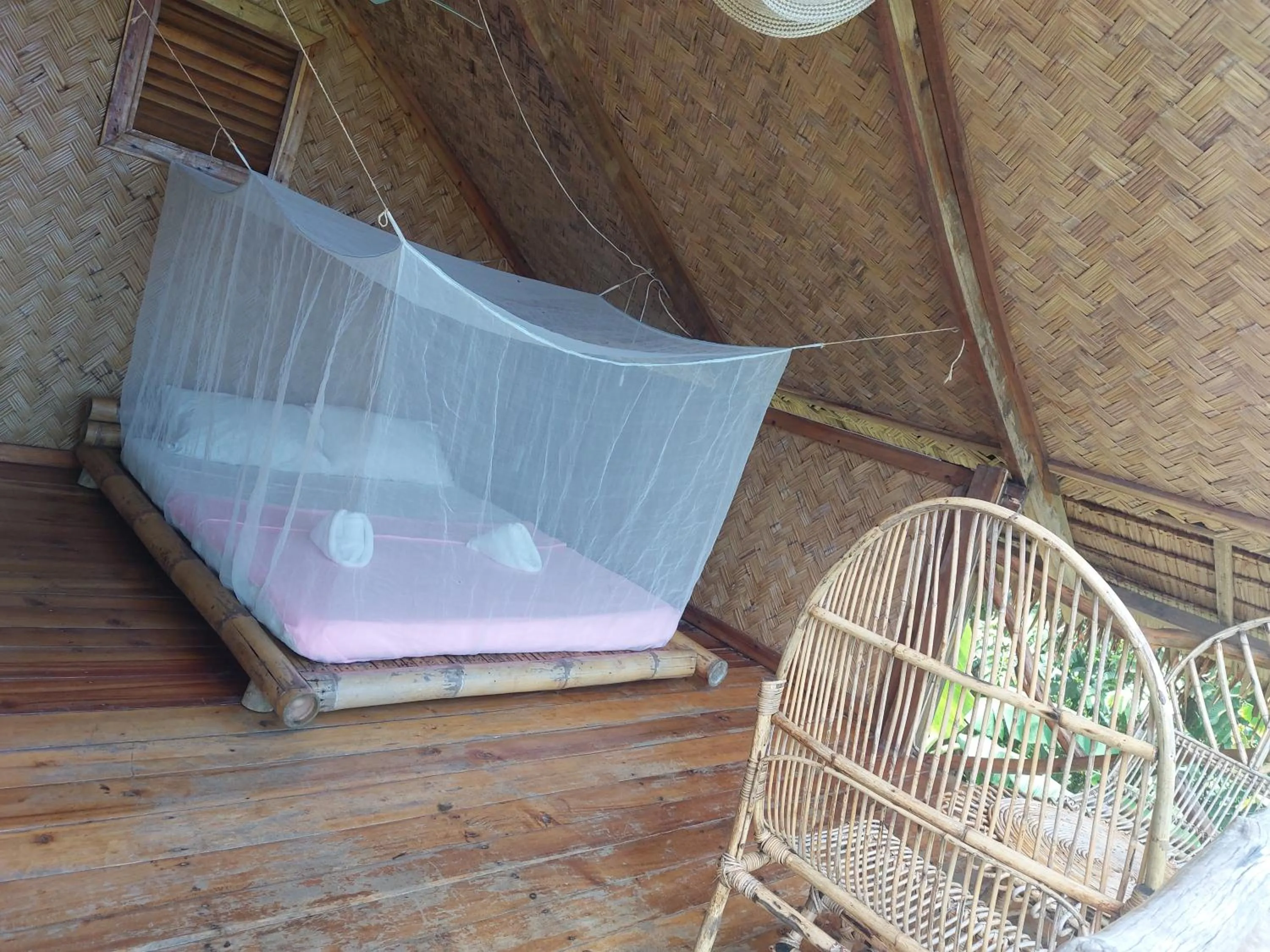 Jungle bar Resto & Cottages