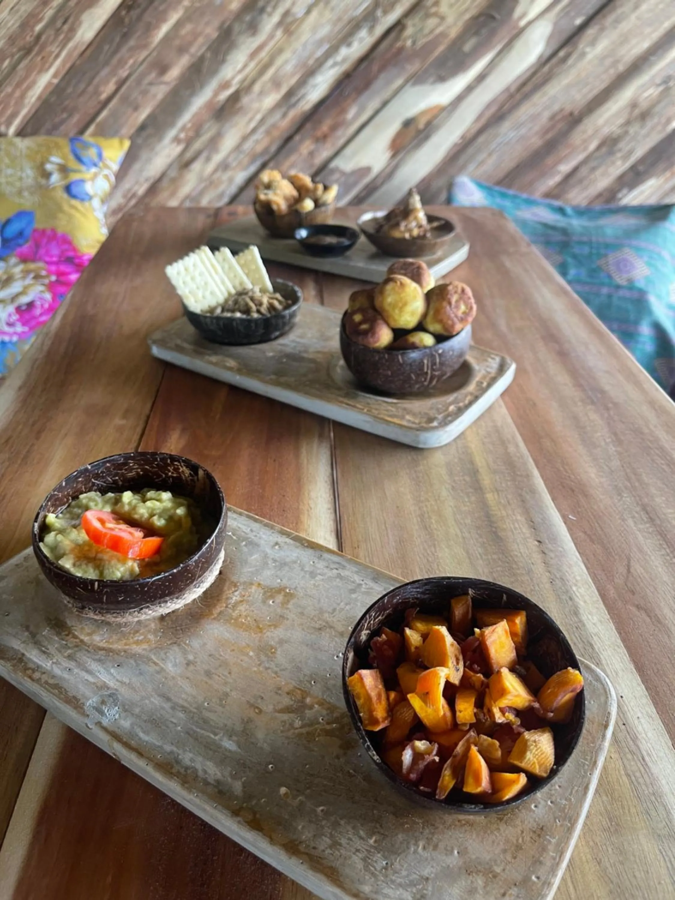 Jungle bar Resto & Cottages