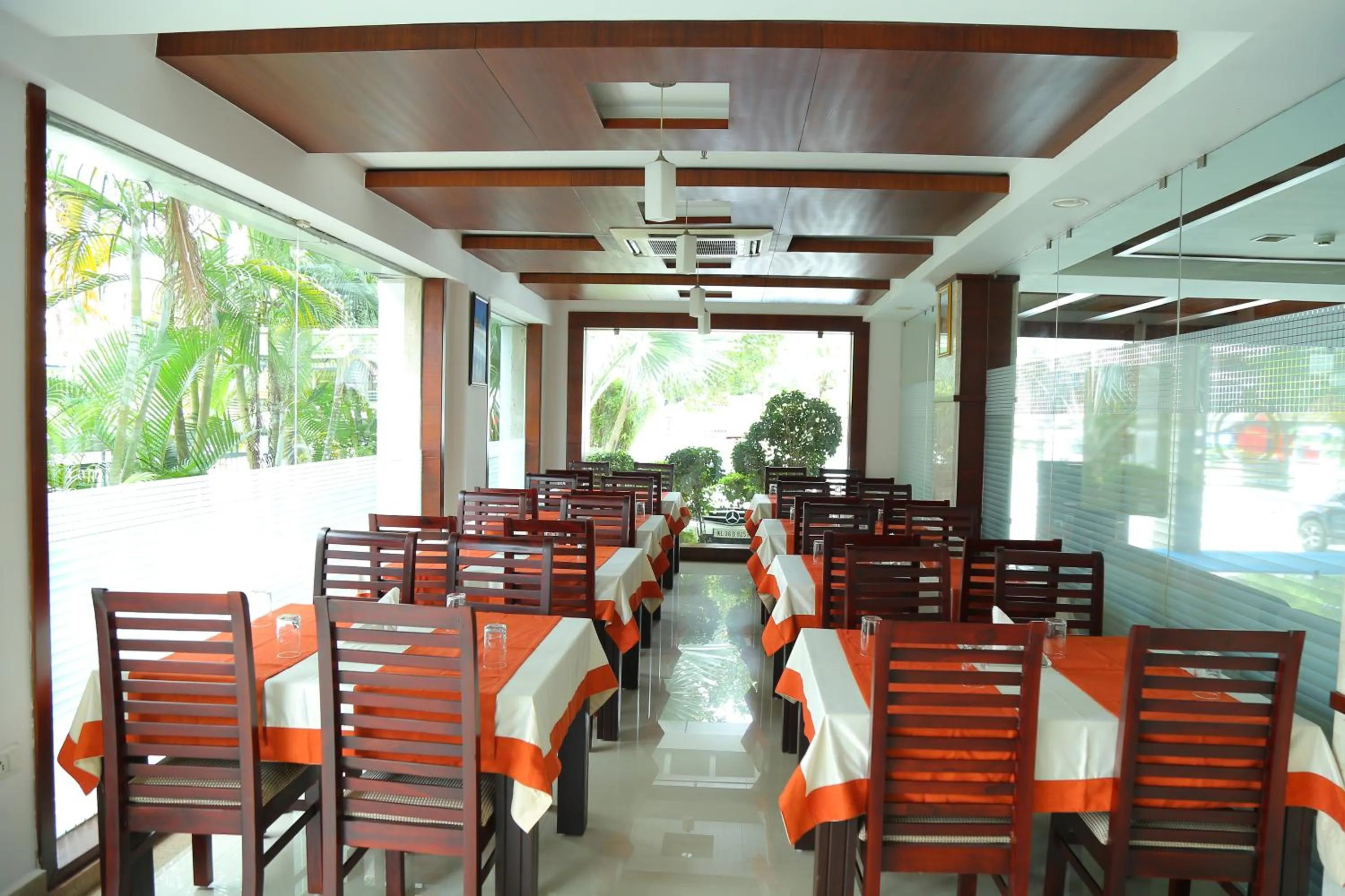 Coffee/tea facilities in Hotel White Gate Residency -near to Vaikom Sri Mahadeva Temple