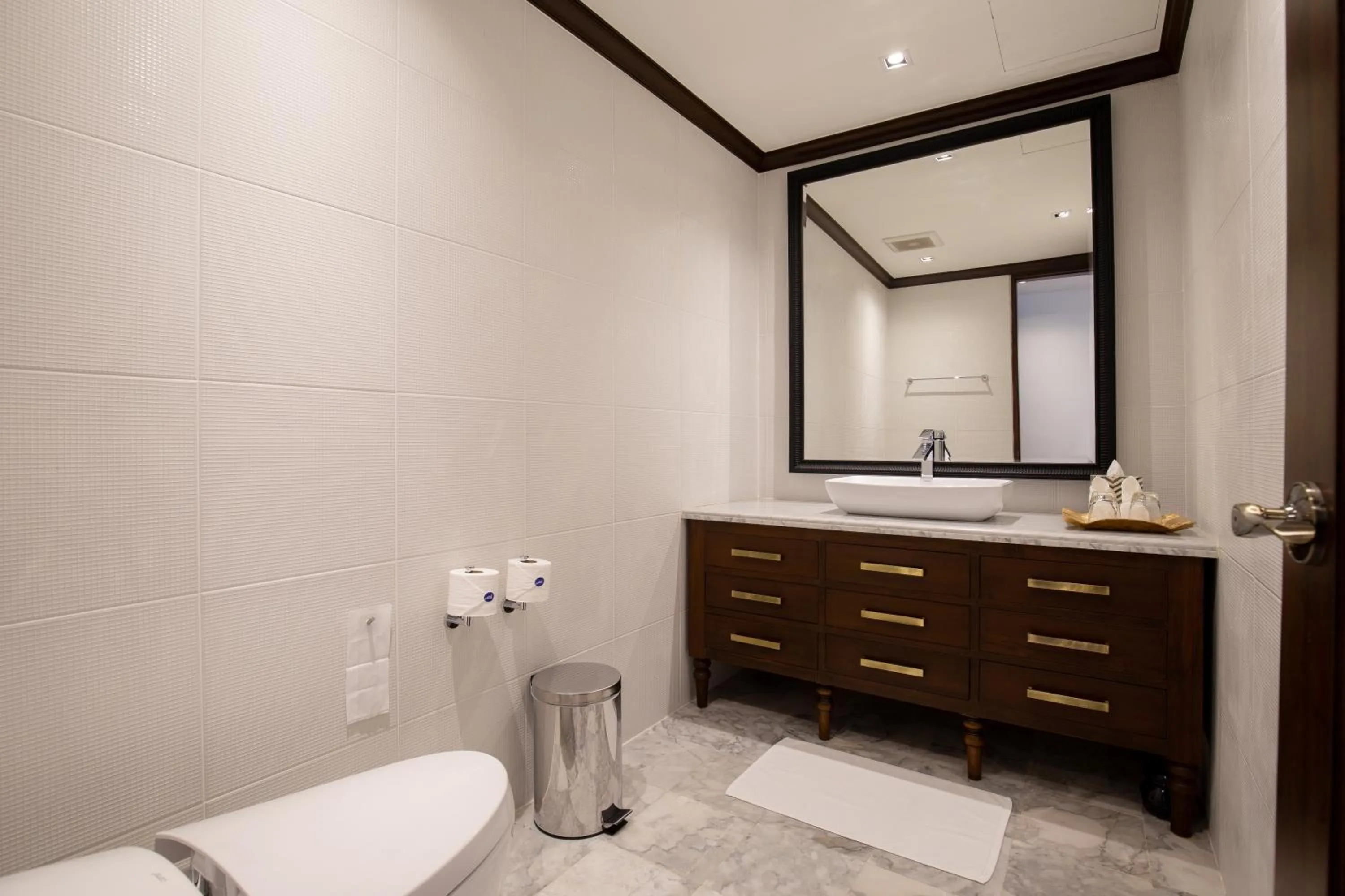 Bathroom in The Bridge An Eclectic Luxotel