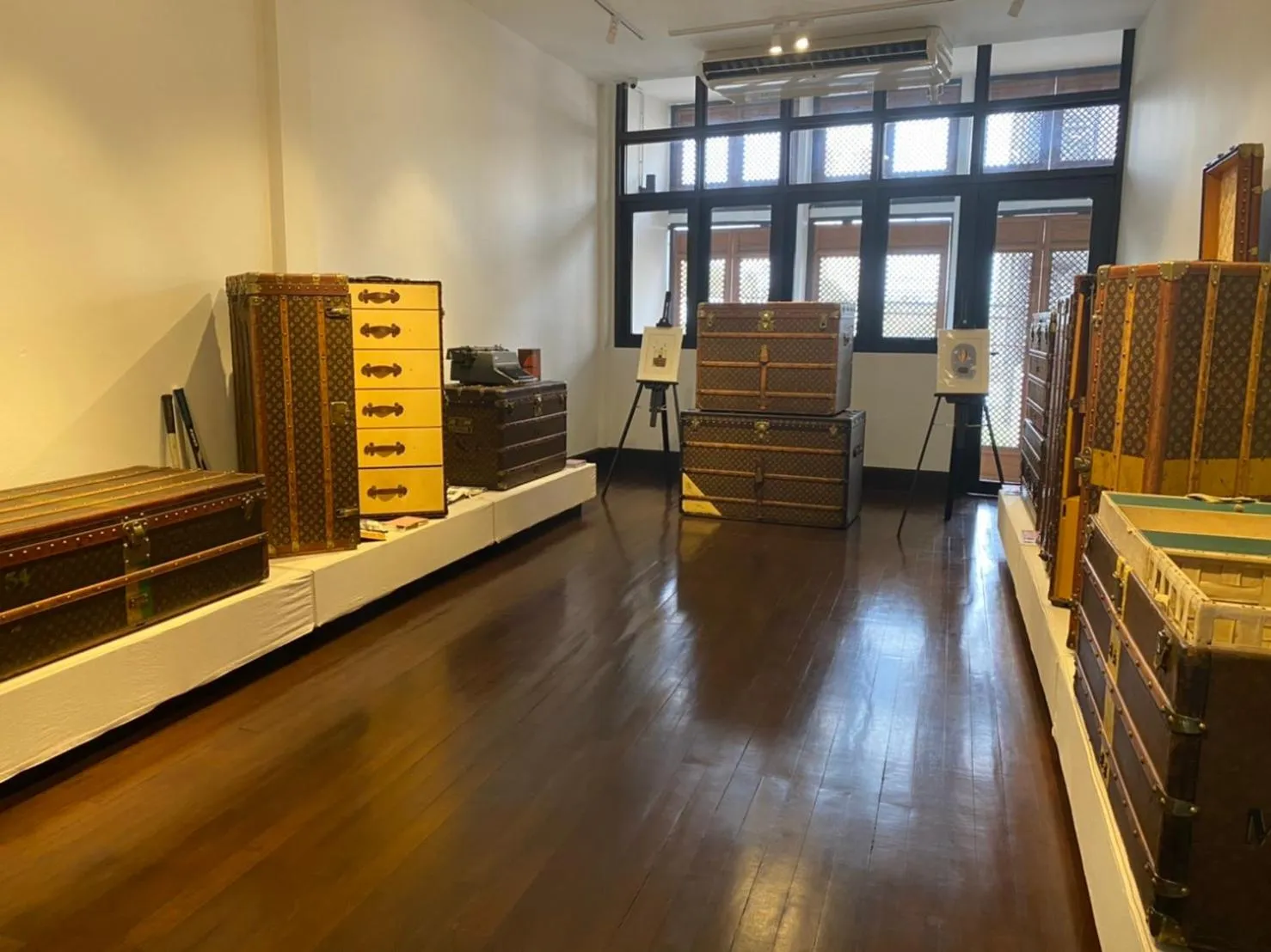 Decorative detail in The Bridge An Eclectic Luxotel