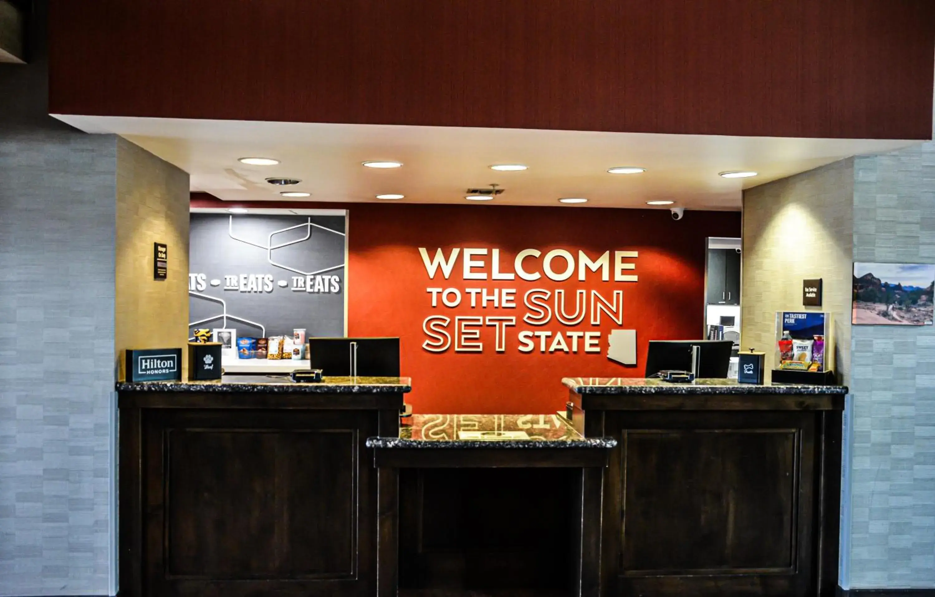 Lobby or reception in Hampton Inn & Suites Flagstaff - West Lobby or reception in Hampton Inn & Suites Flagstaff - West