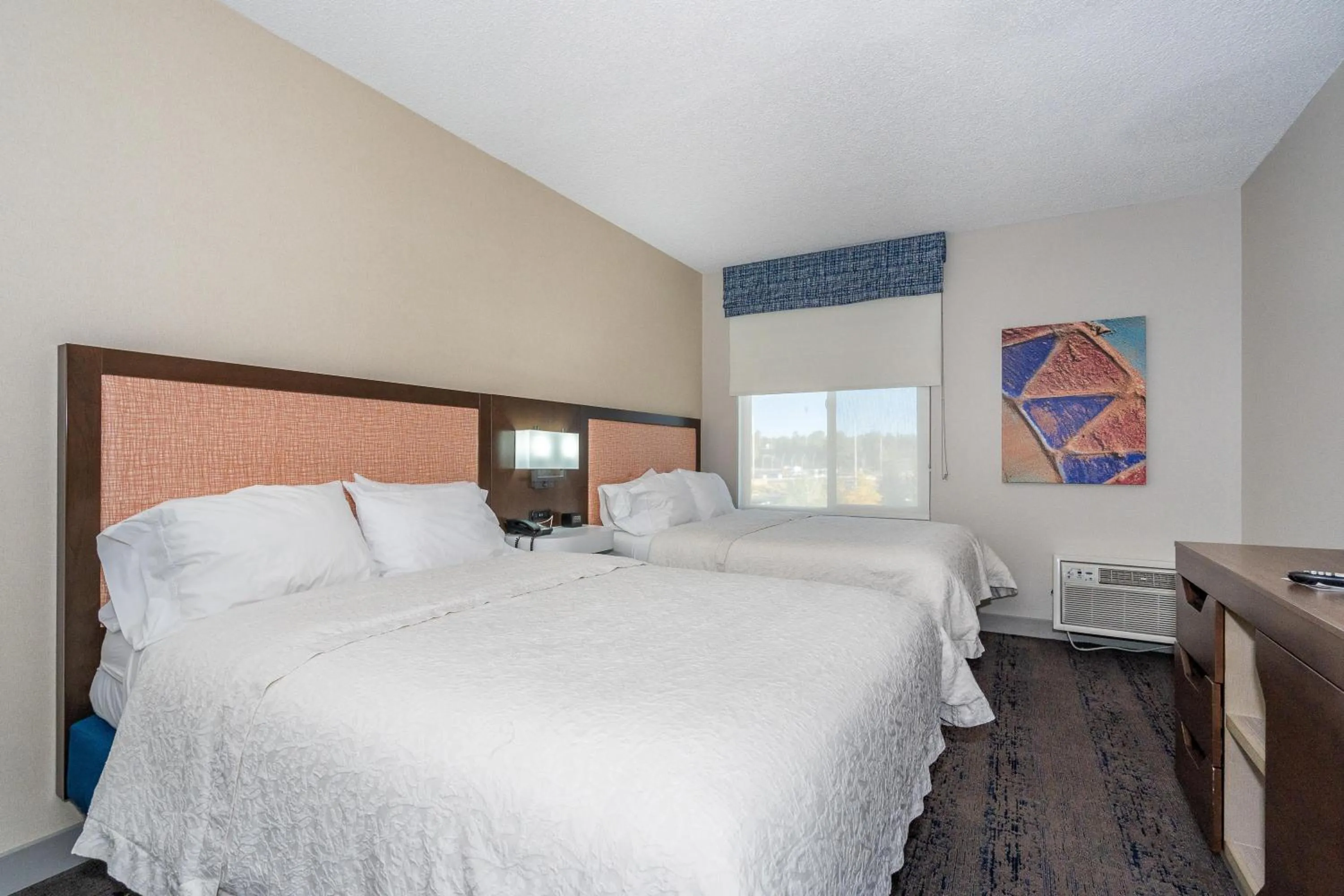 Bed in Hampton Inn & Suites Flagstaff - West