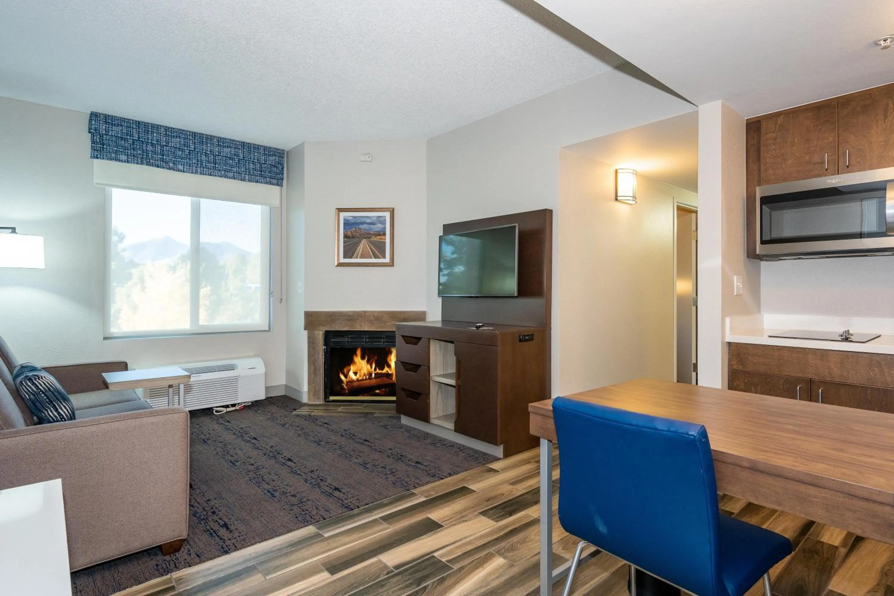Kitchen or kitchenette in Hampton Inn & Suites Flagstaff - West