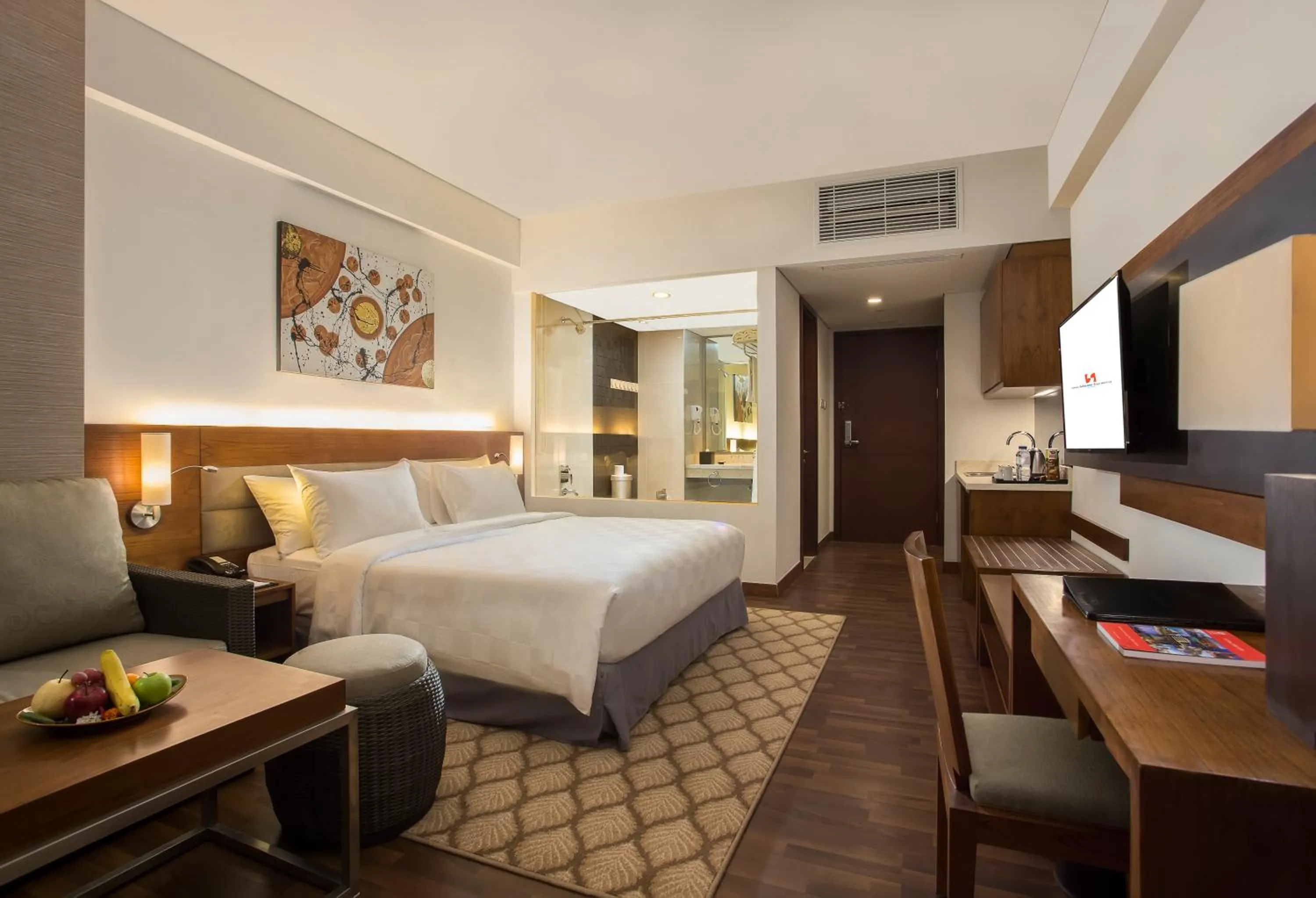 Bedroom, Bed in Swiss-Belresort Dago Heritage