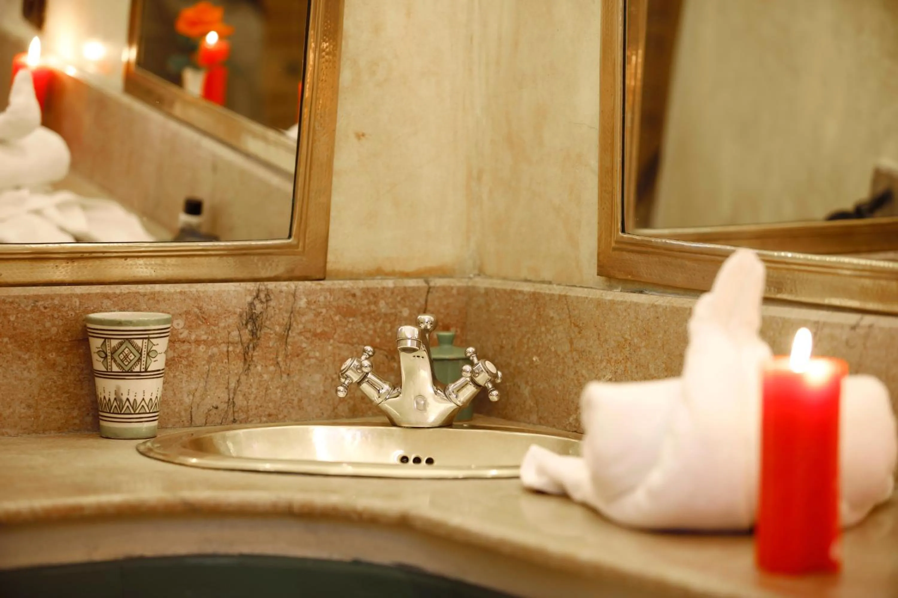 Bathroom in Riad Daria Suites & Spa