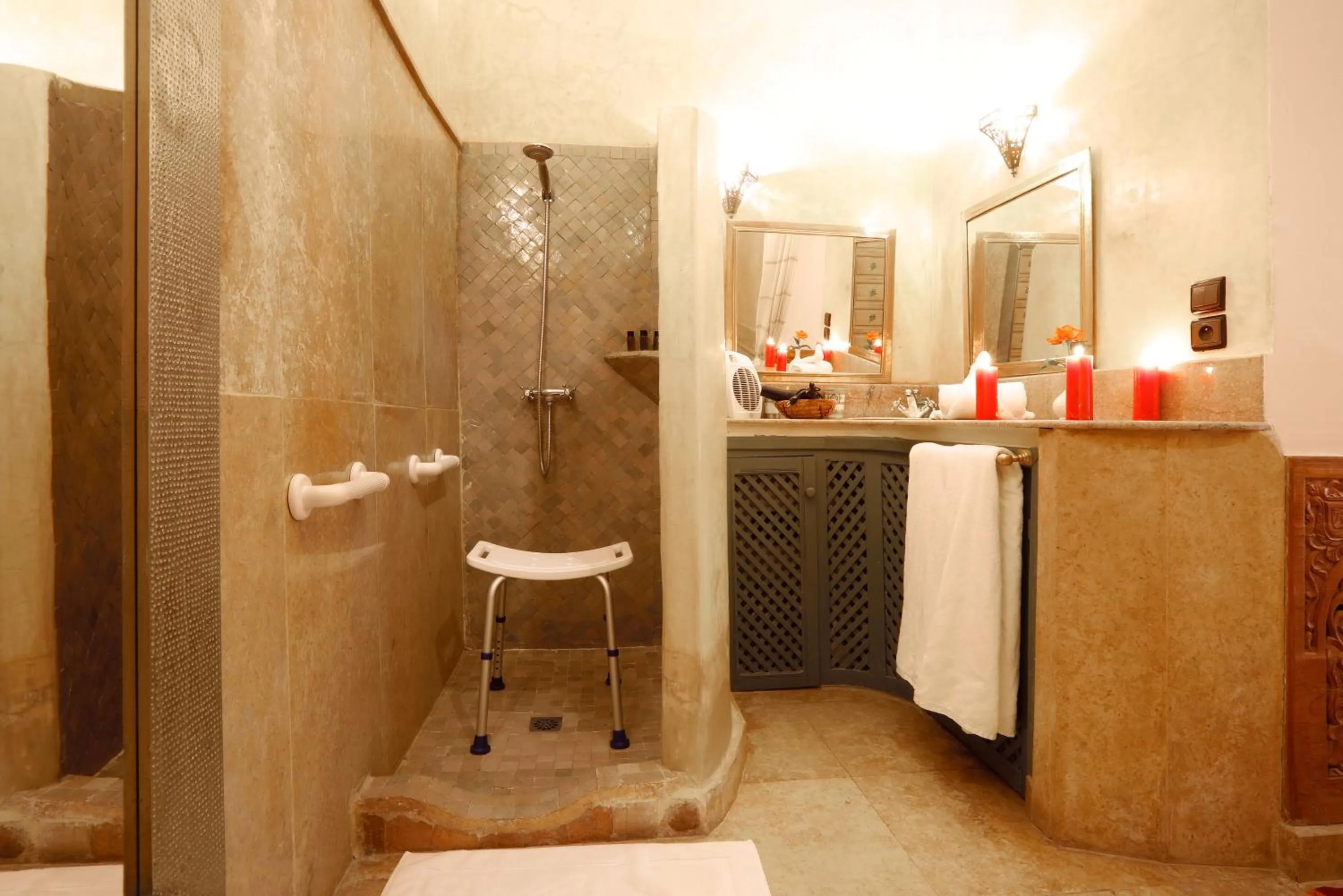 Bathroom in Riad Daria Suites & Spa
