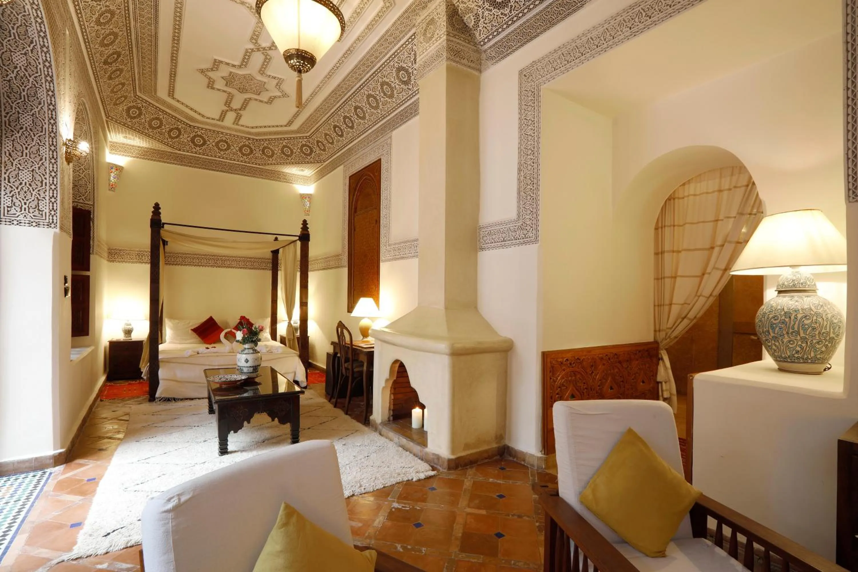 Photo of the whole room, Bed in Riad Daria Suites & Spa