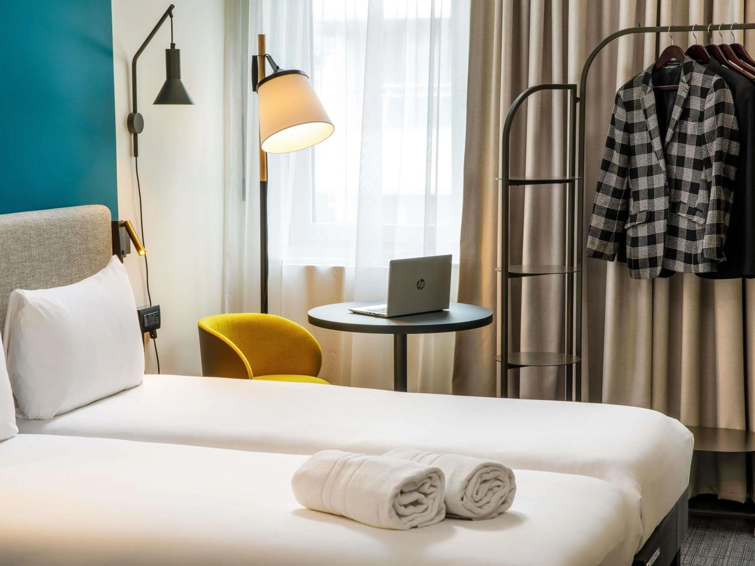 Bedroom, Bed in ibis London Blackfriars