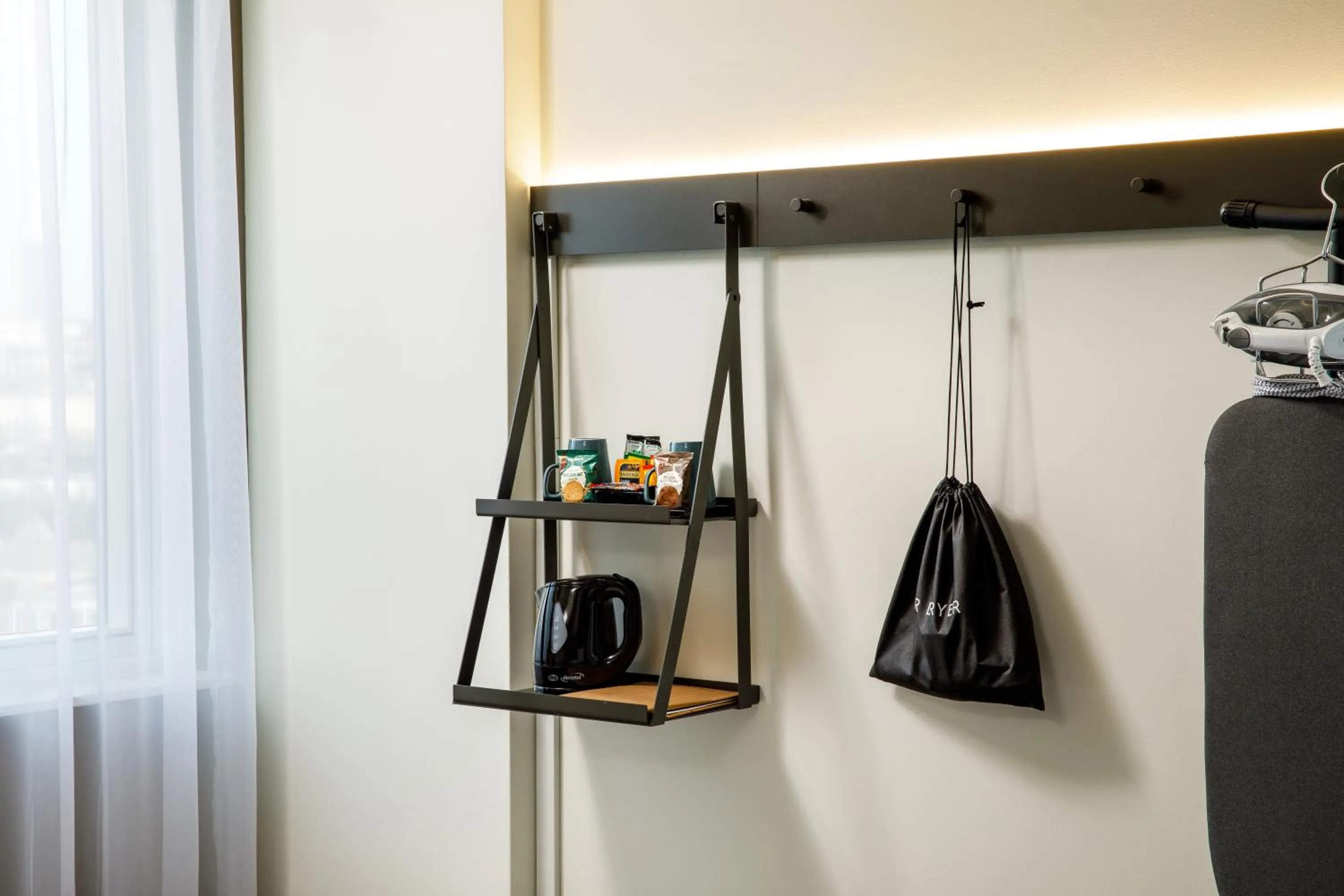 Coffee/tea facilities in ibis London Blackfriars