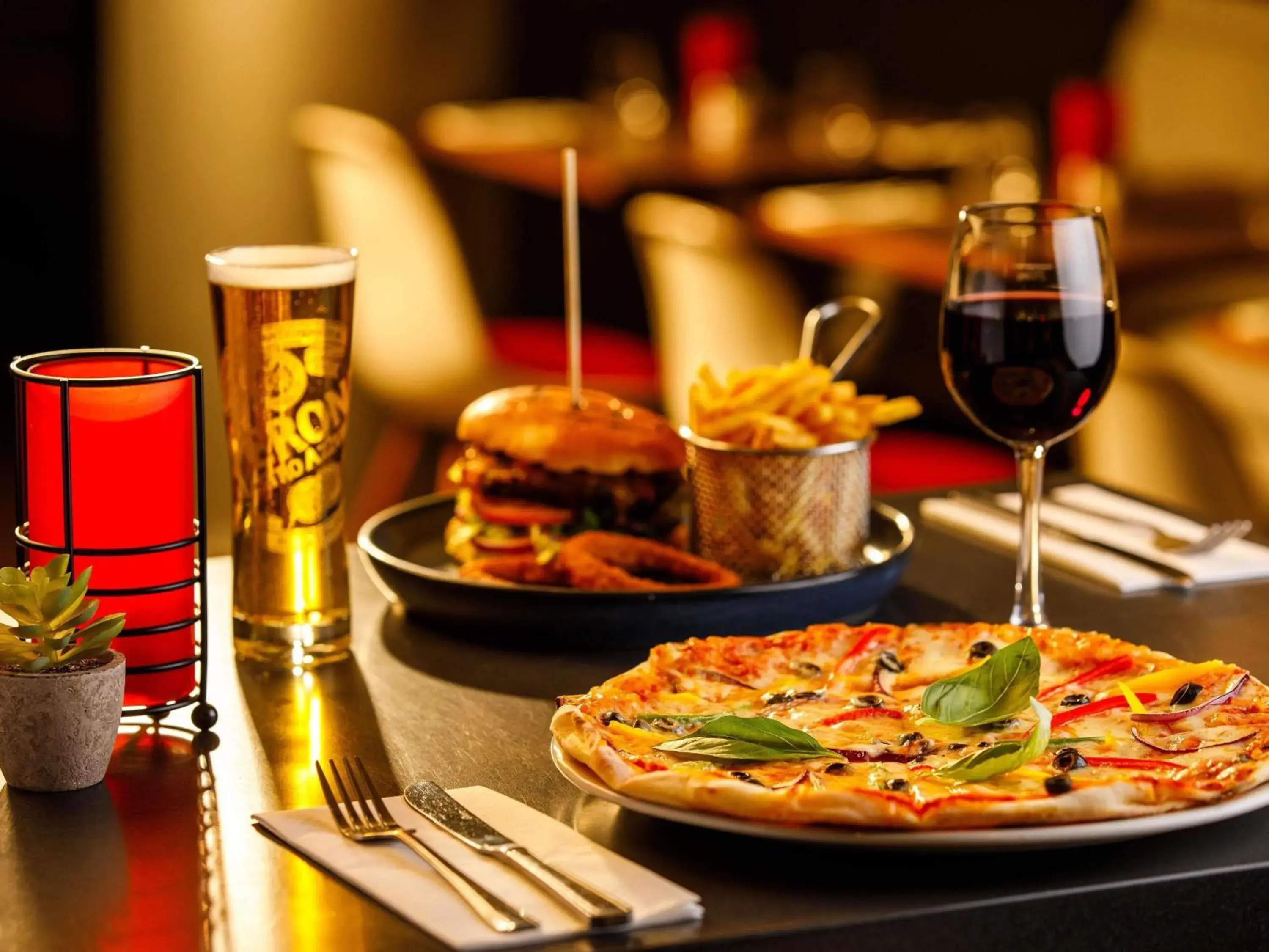 Restaurant/places to eat in ibis London Blackfriars Restaurant/places to eat in ibis London Blackfriars