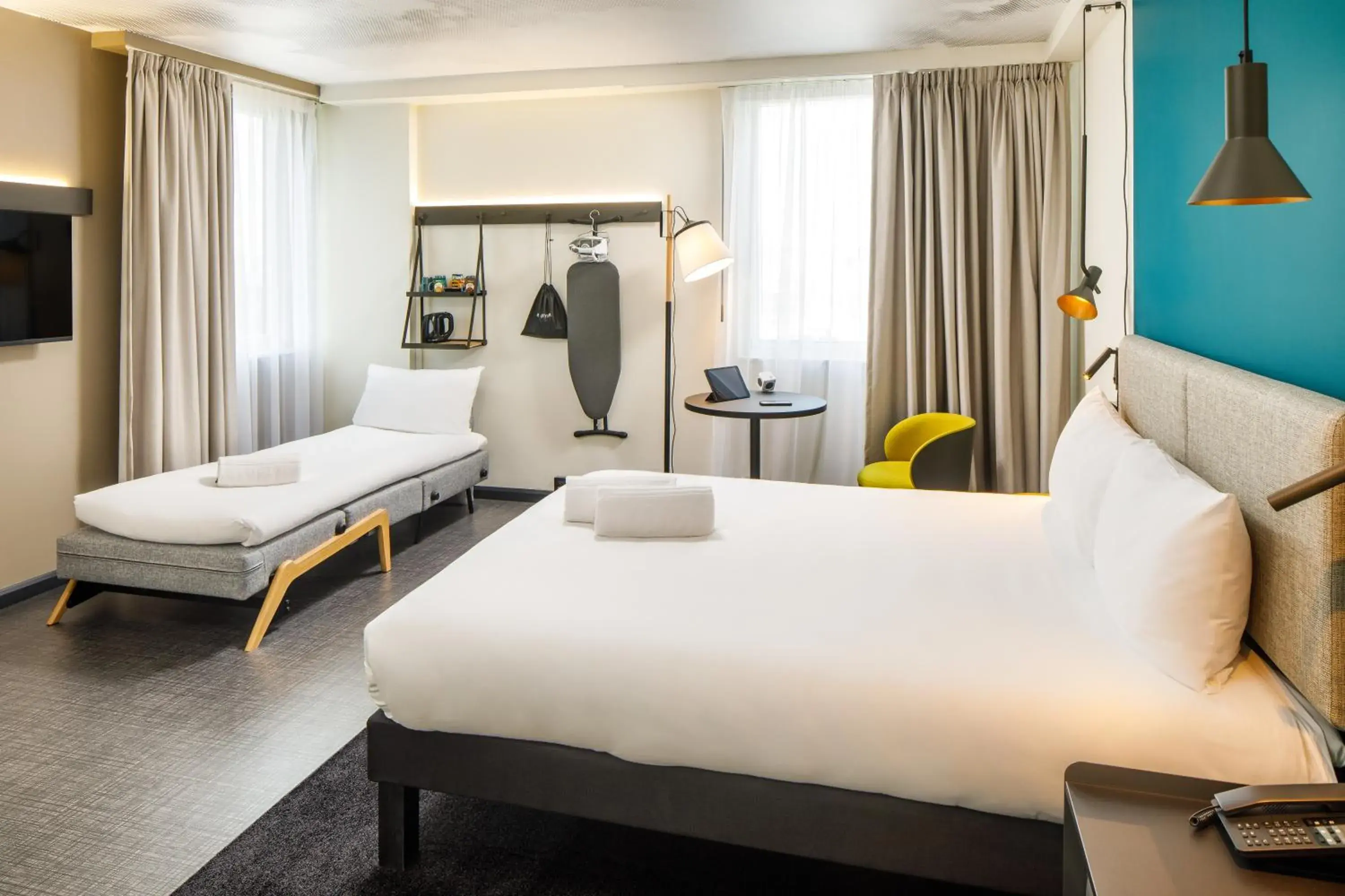 Bedroom, Bed in ibis London Blackfriars Bedroom, Bed in ibis London Blackfriars