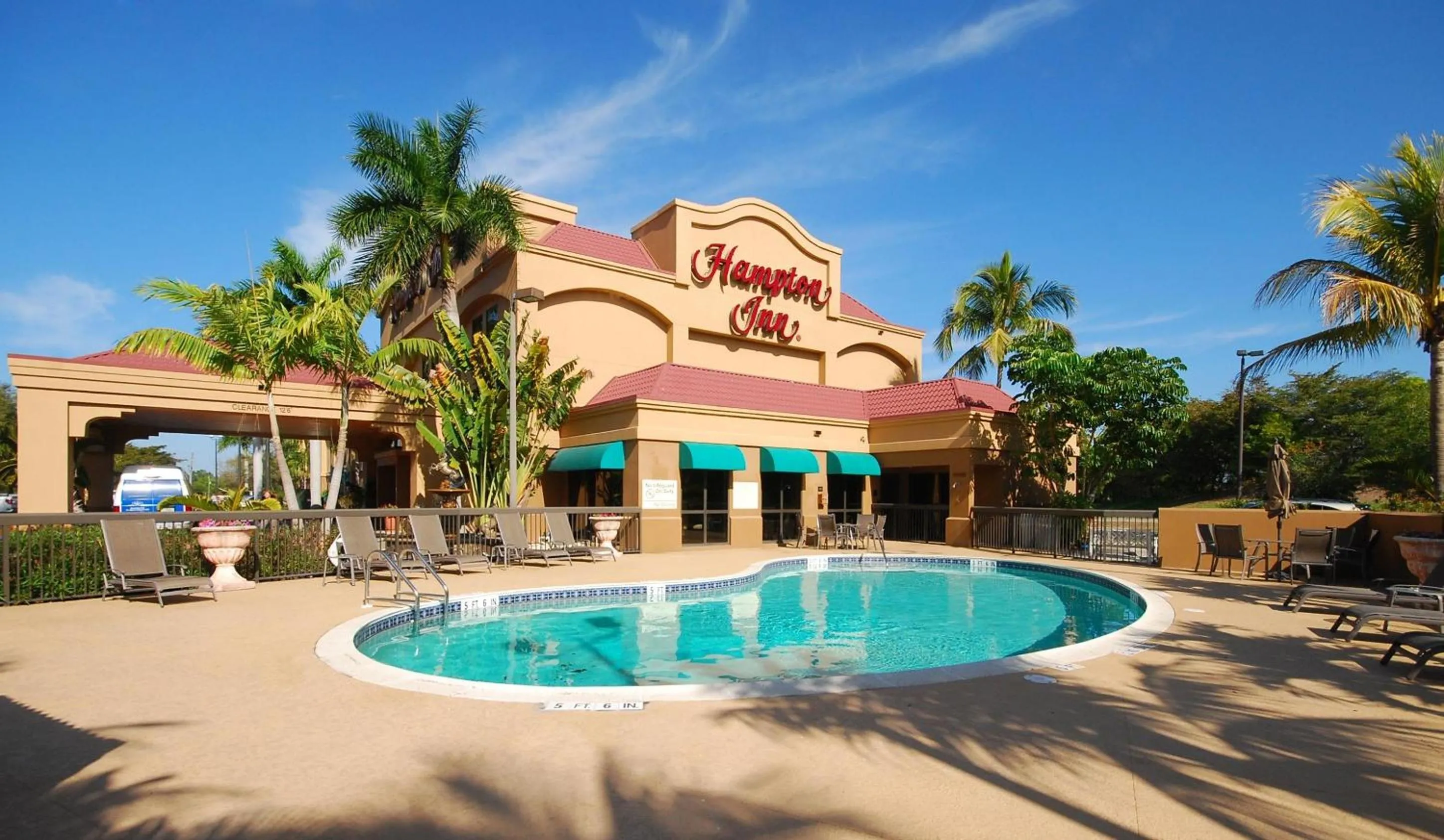 Property building in Hampton Inn Fort Myers-Airport & I-75