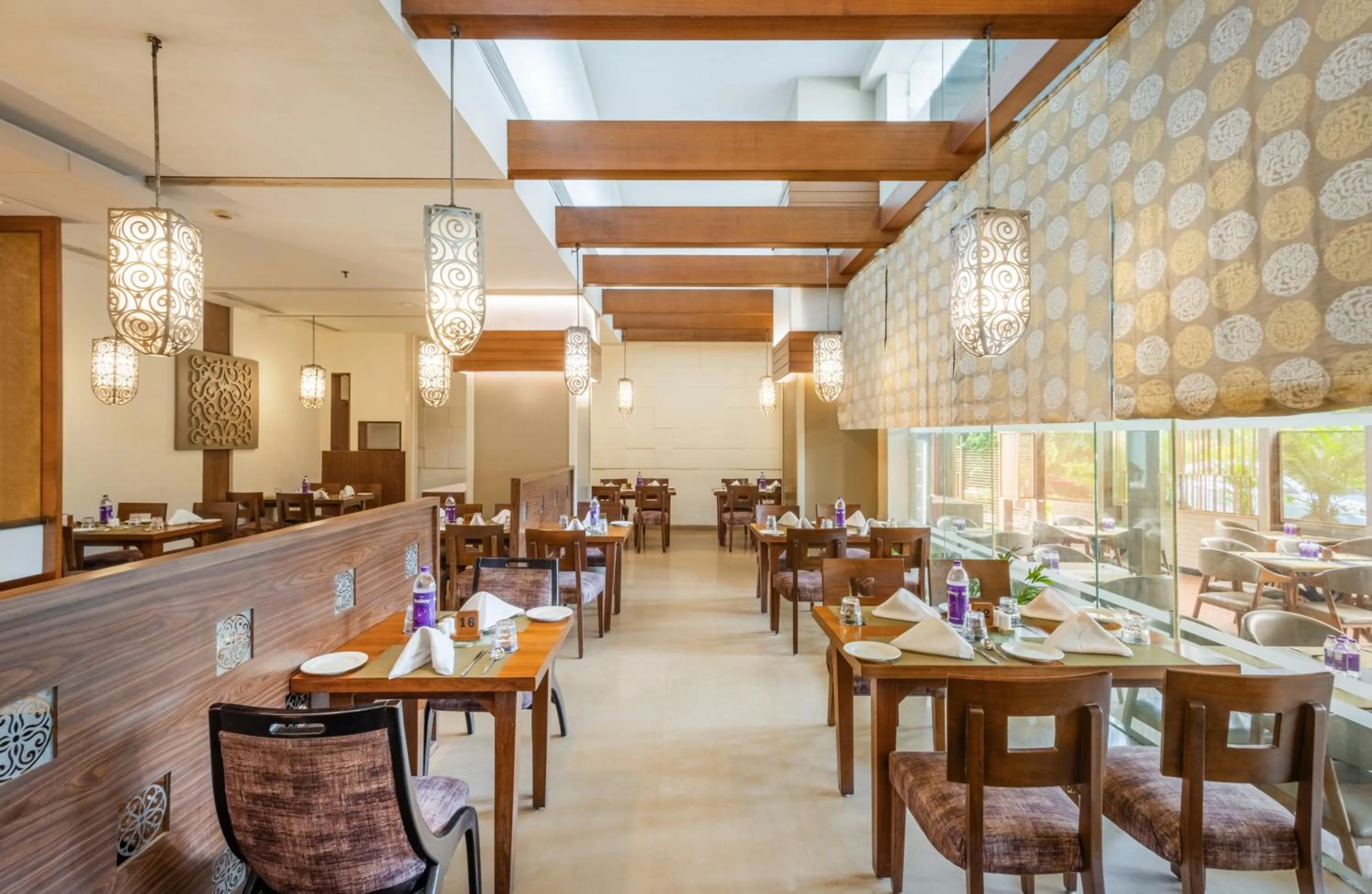 Restaurant/places to eat in Sayaji Pune