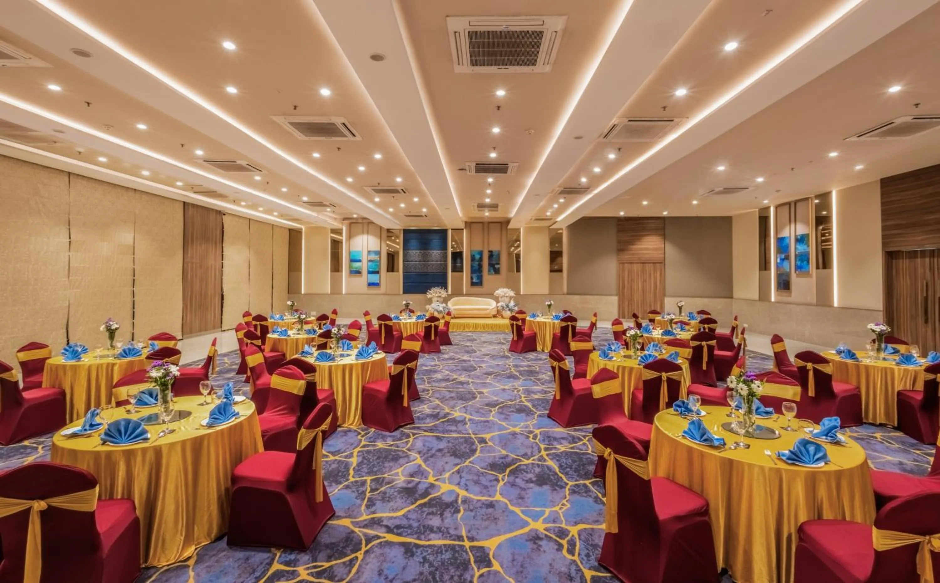 Banquet/Function facilities in Sayaji Pune