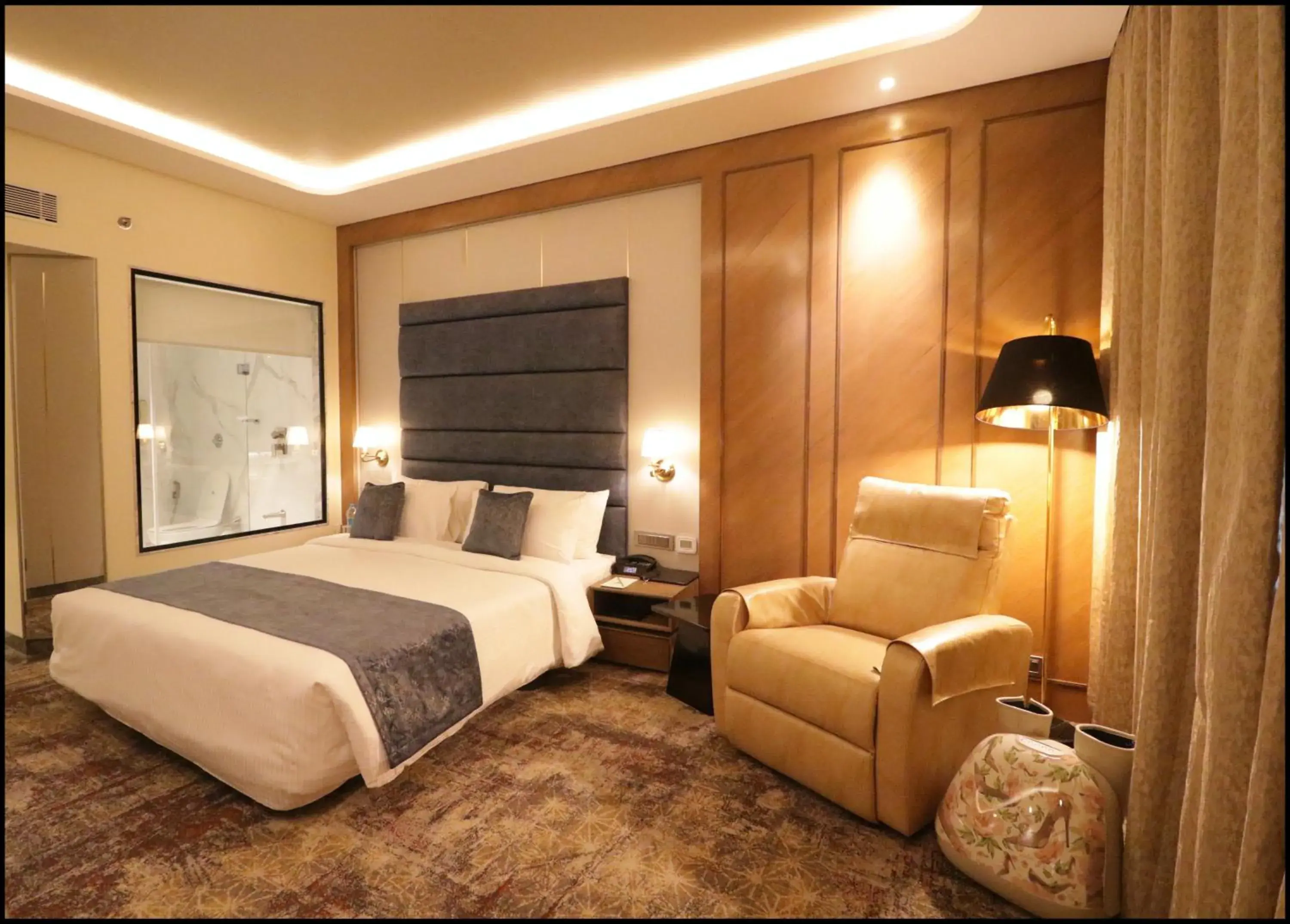 Bed in Sayaji Pune Bed in Sayaji Pune