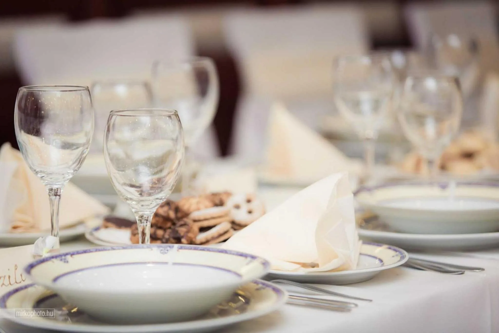 Restaurant/places to eat in Szinbád Hotel