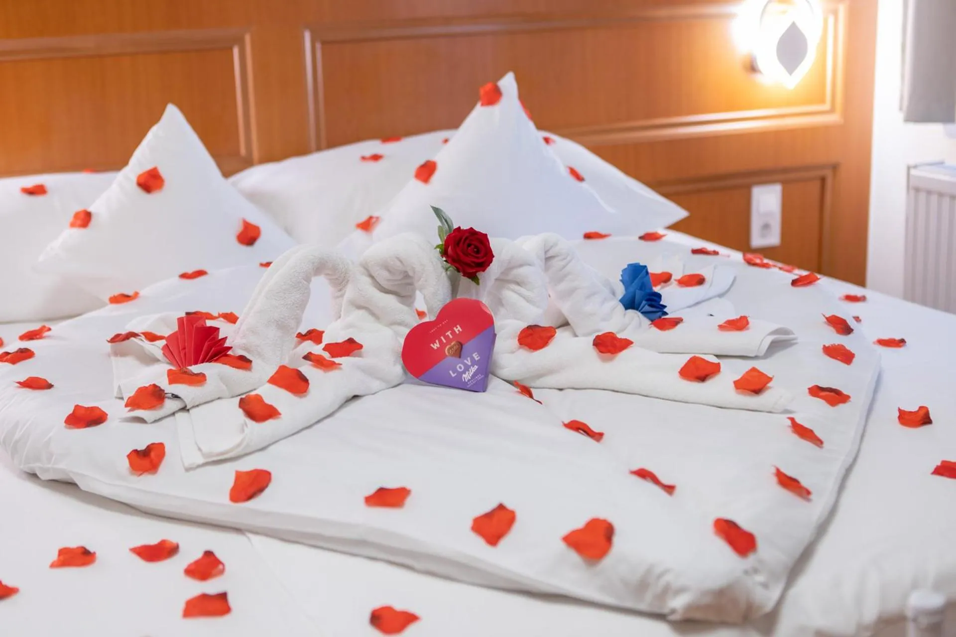 Bed in Szinbád Hotel