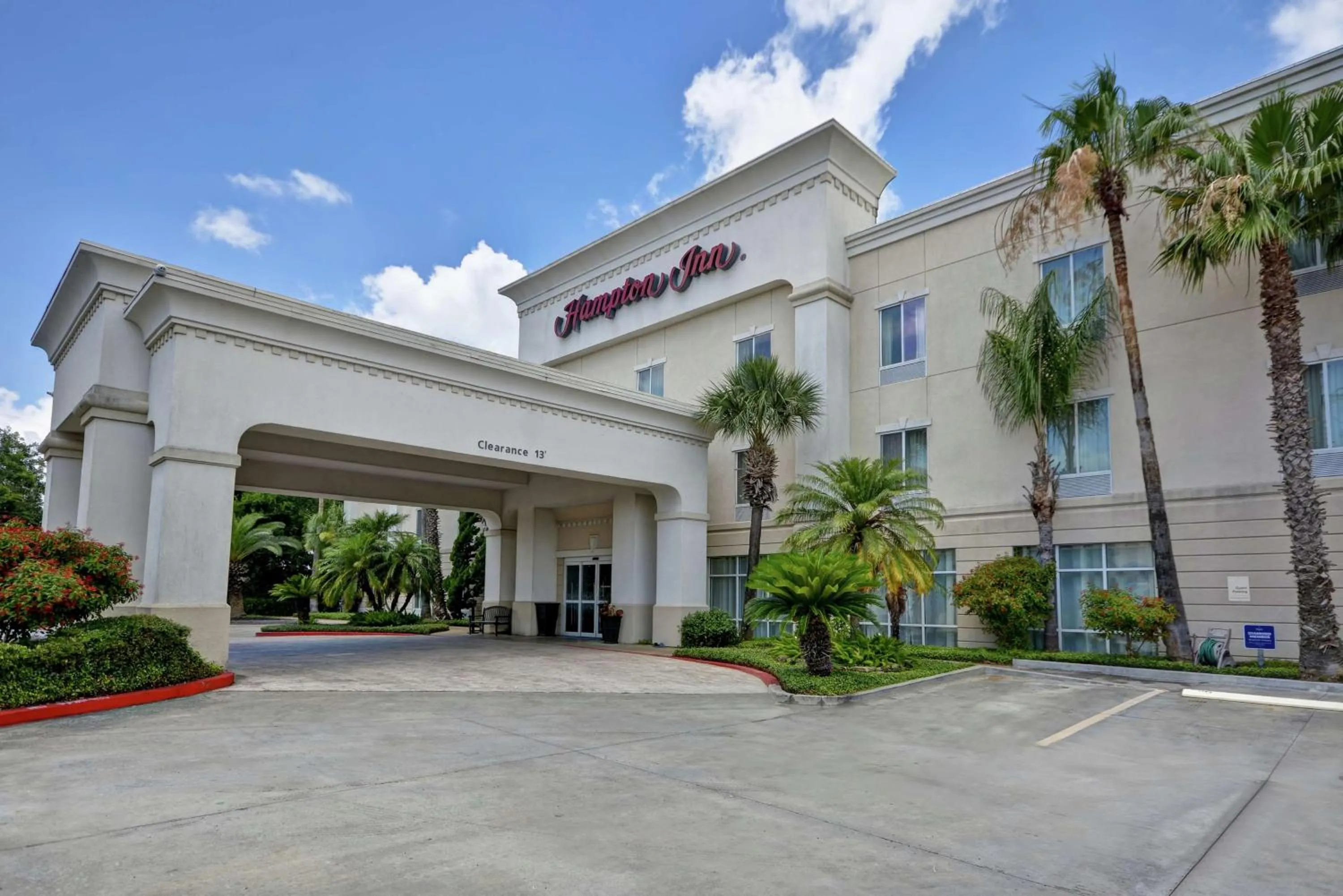 Property building in Hampton Inn Corpus Christi - Northwest I-37