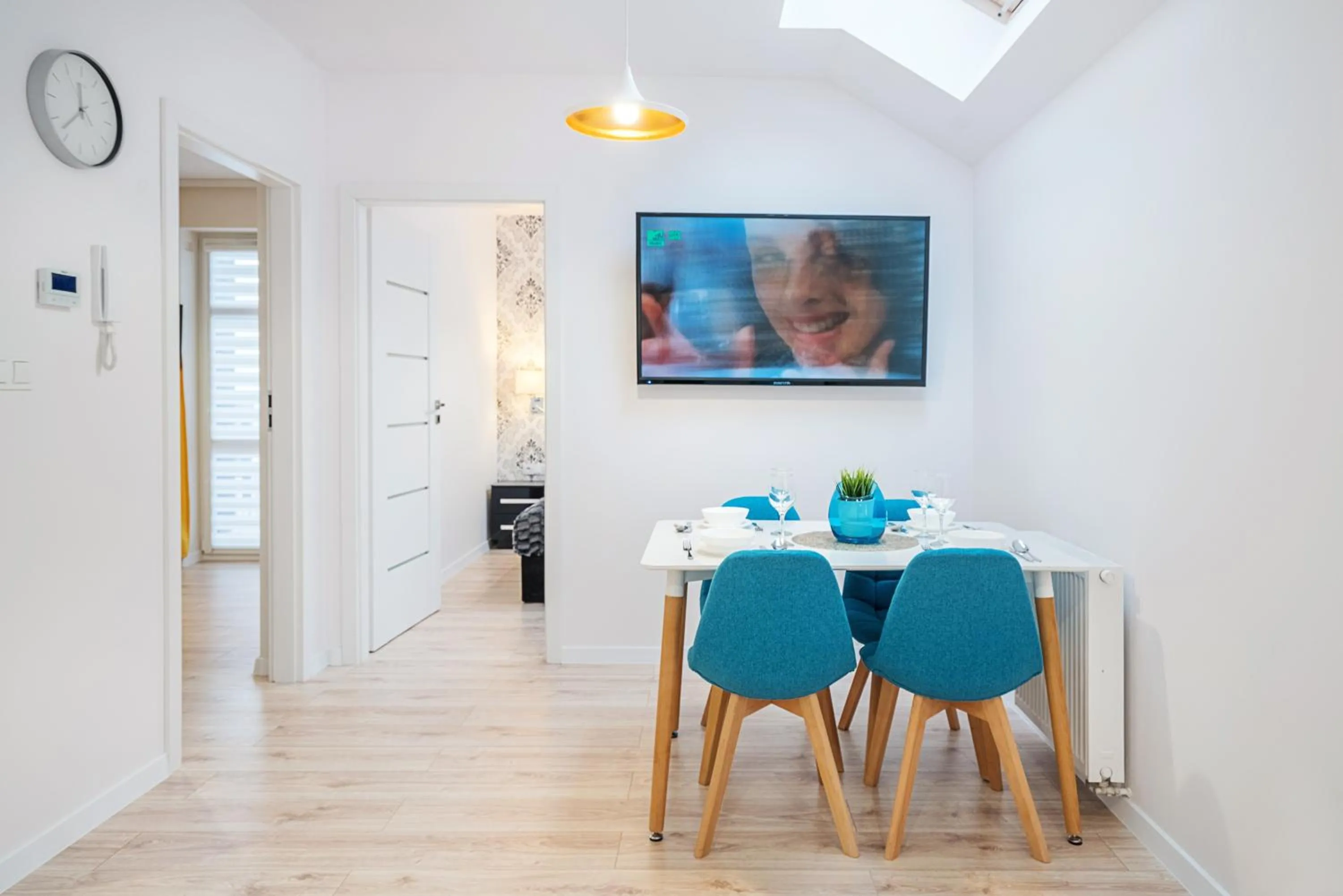 TV and multimedia in Apartamenty City Center Cicha 8
