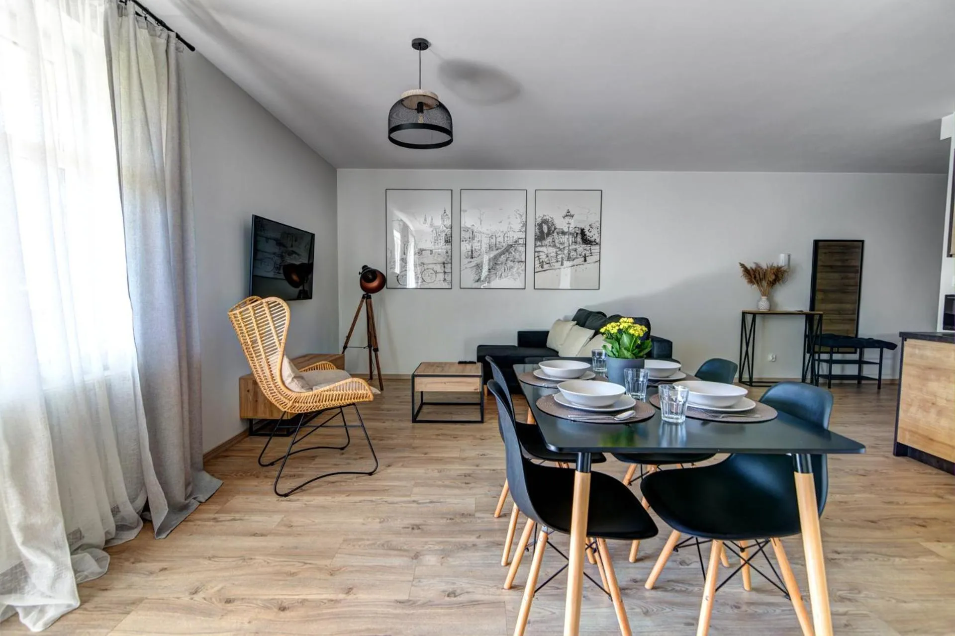 TV and multimedia in Apartamenty City Center Cicha 8
