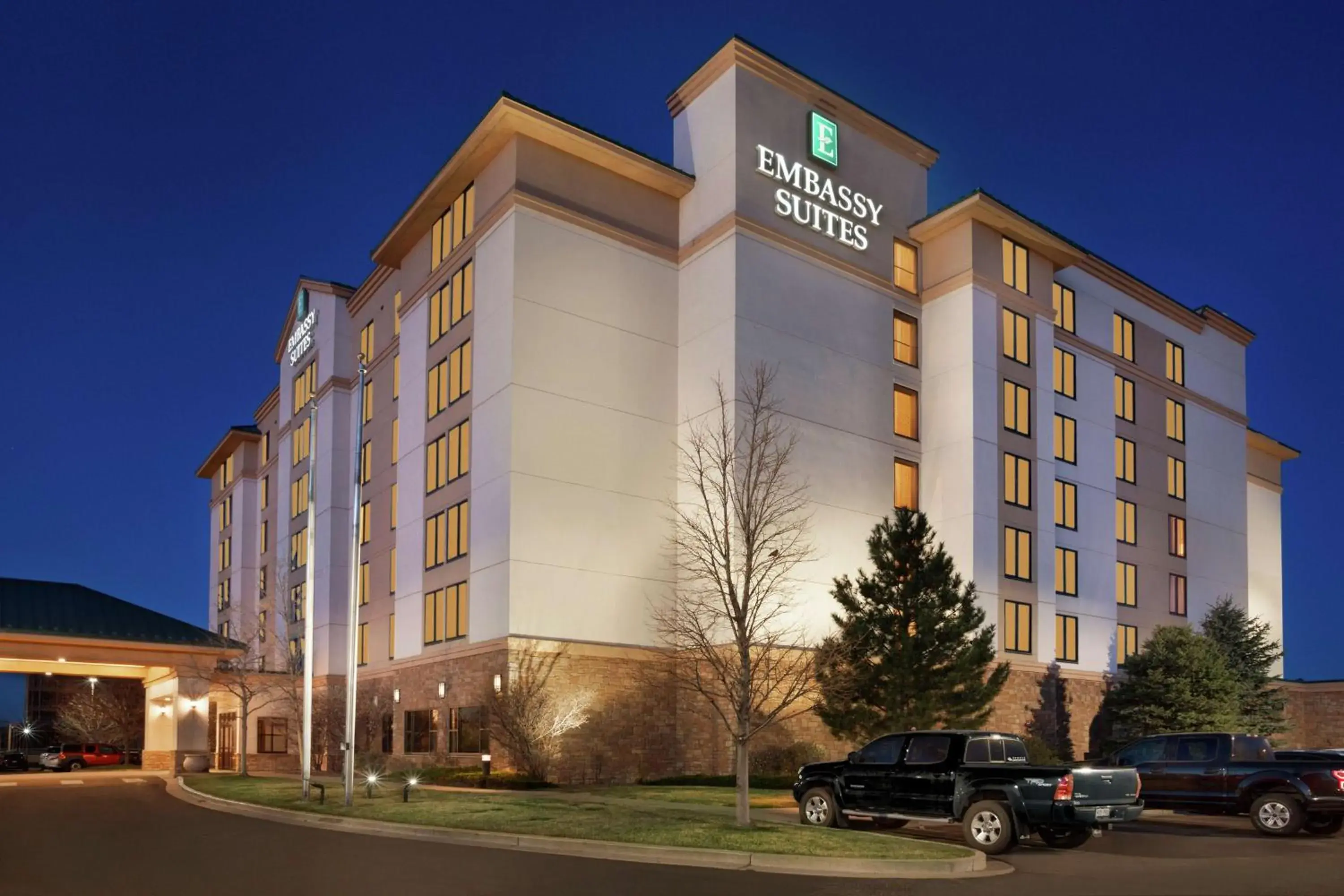 Property building in Embassy Suites by Hilton Denver International Airport Property building in Embassy Suites by Hilton Denver International Airport