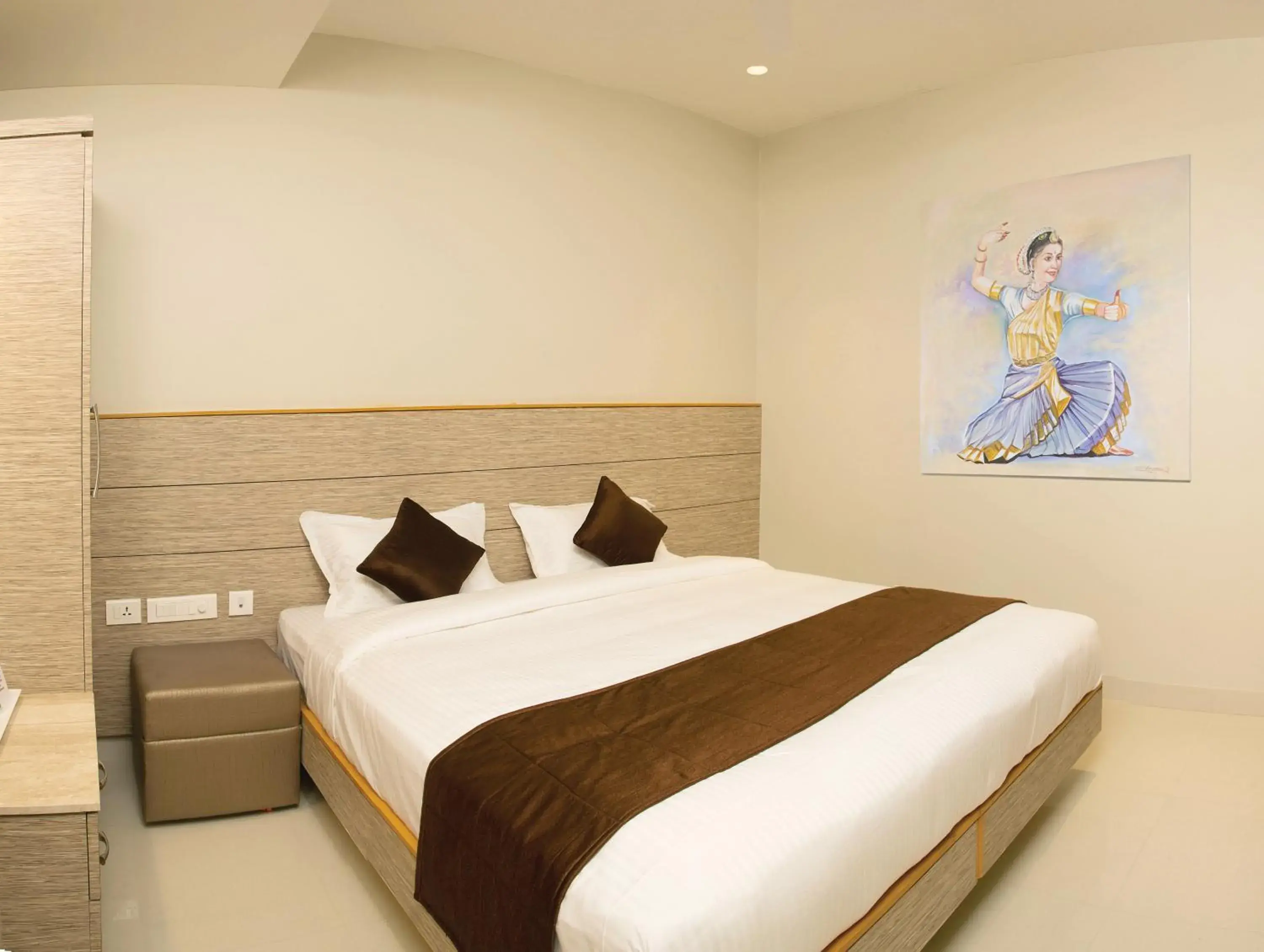 Bedroom, Bed in Sri Aadhish Grand Hotel Bedroom, Bed in Sri Aadhish Grand Hotel