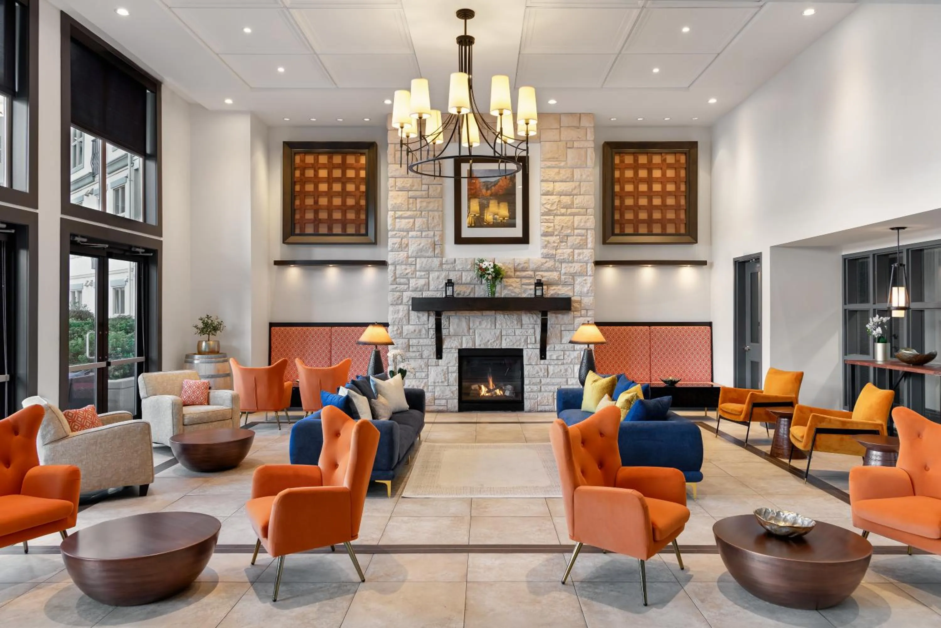 Lounge or bar in Walnut Beach Resort