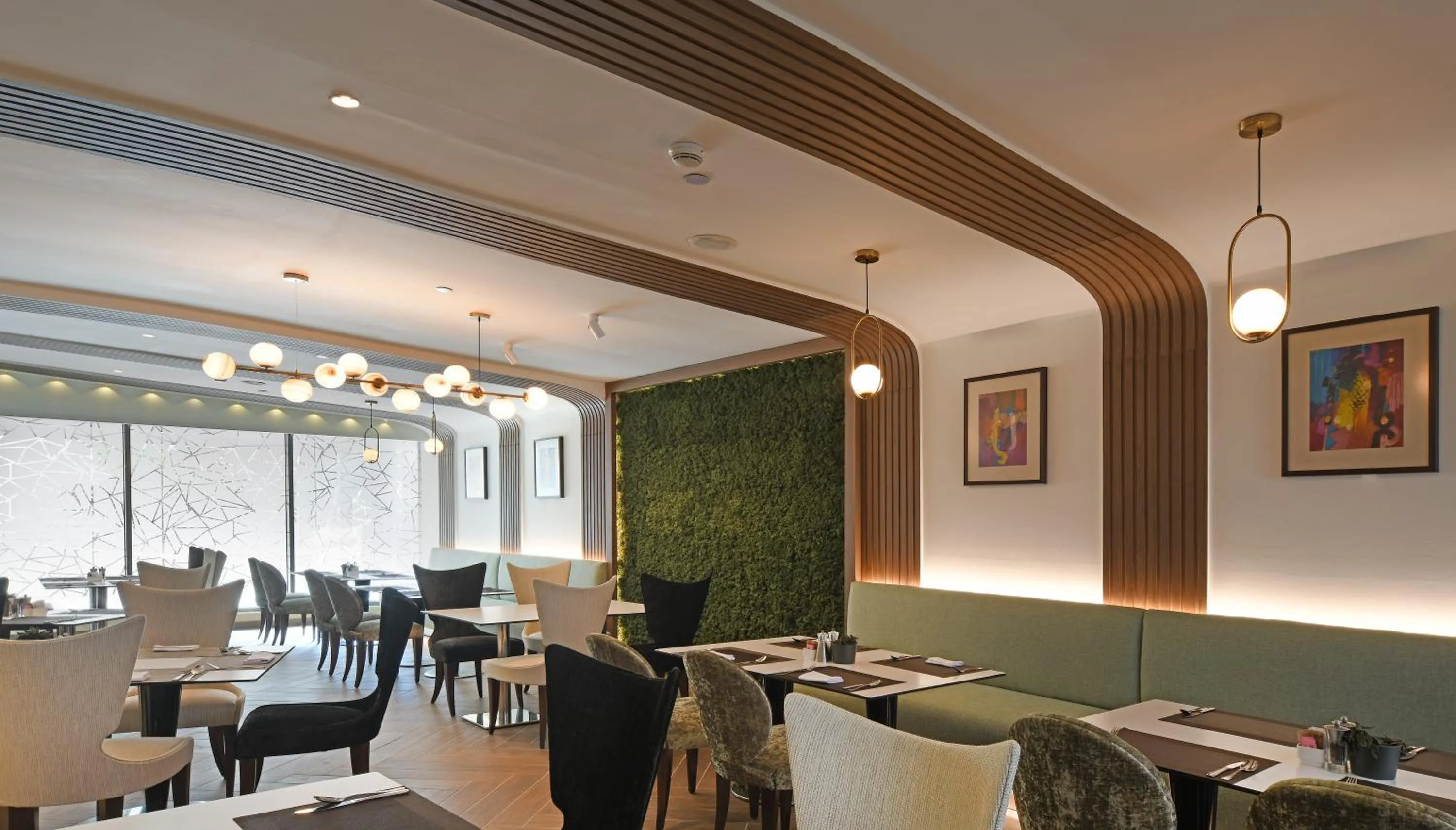 Restaurant/places to eat in Hilton Amman