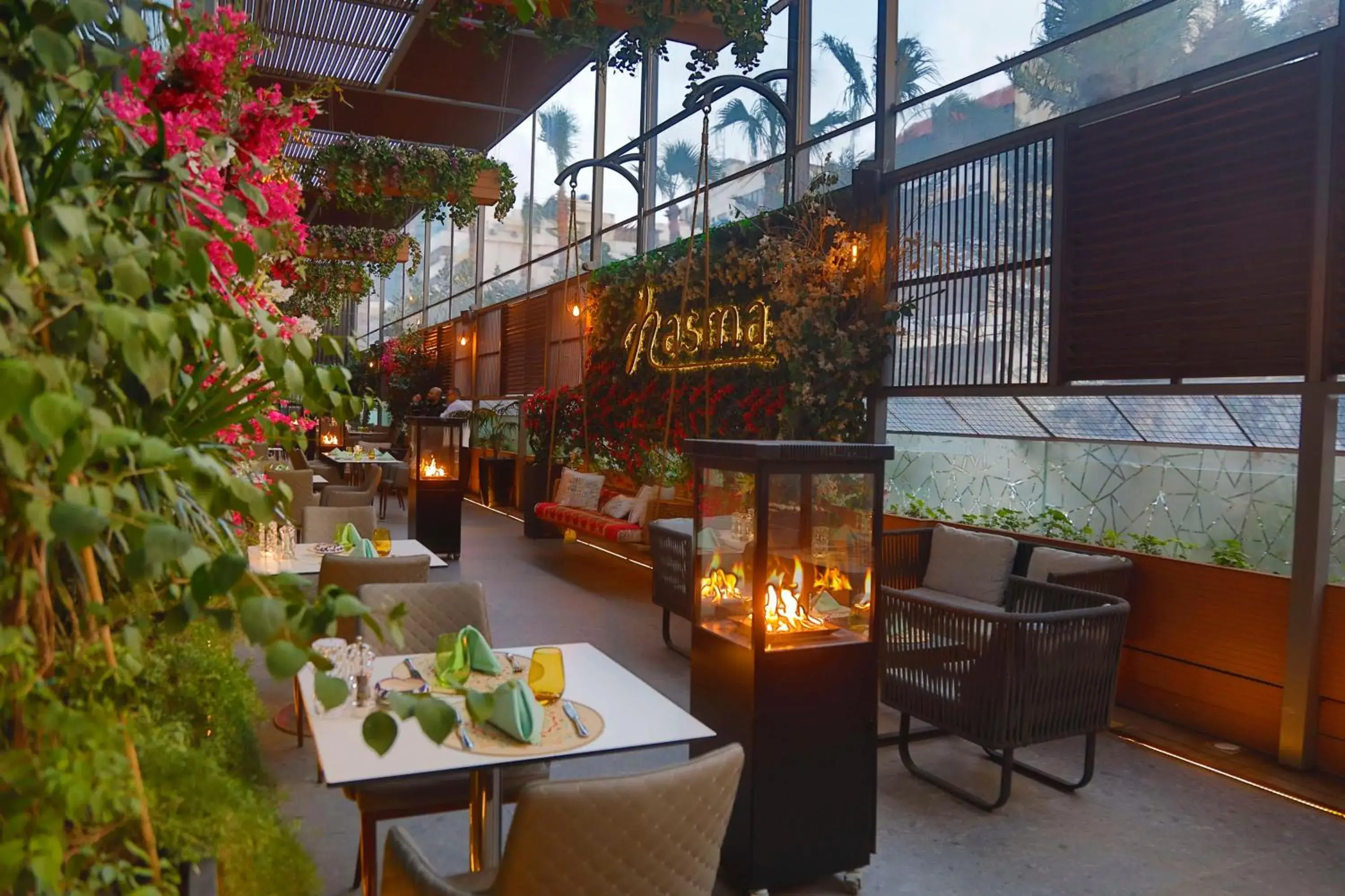 Restaurant/places to eat in Hilton Amman Restaurant/places to eat in Hilton Amman