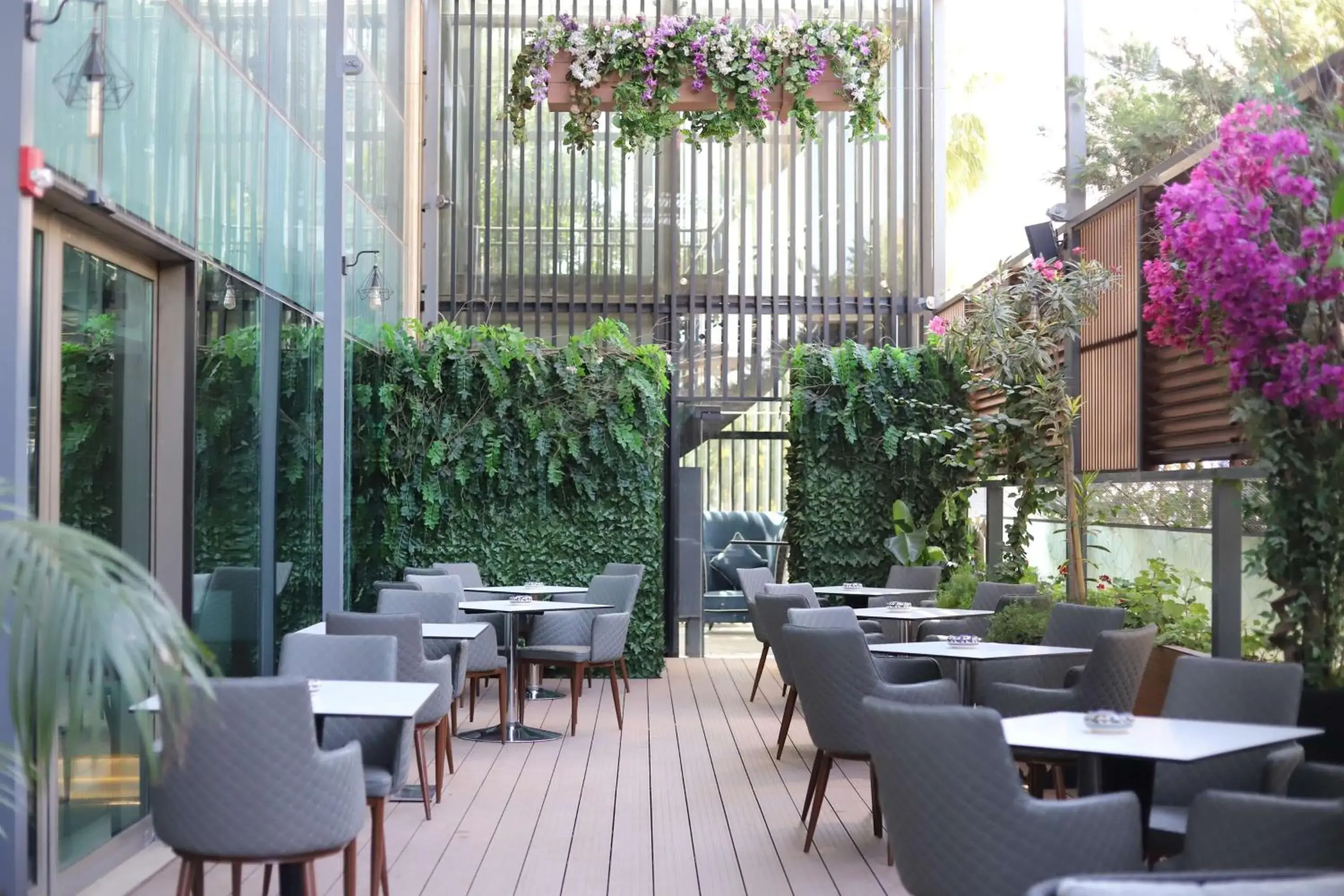 Restaurant/places to eat in Hilton Amman Restaurant/places to eat in Hilton Amman