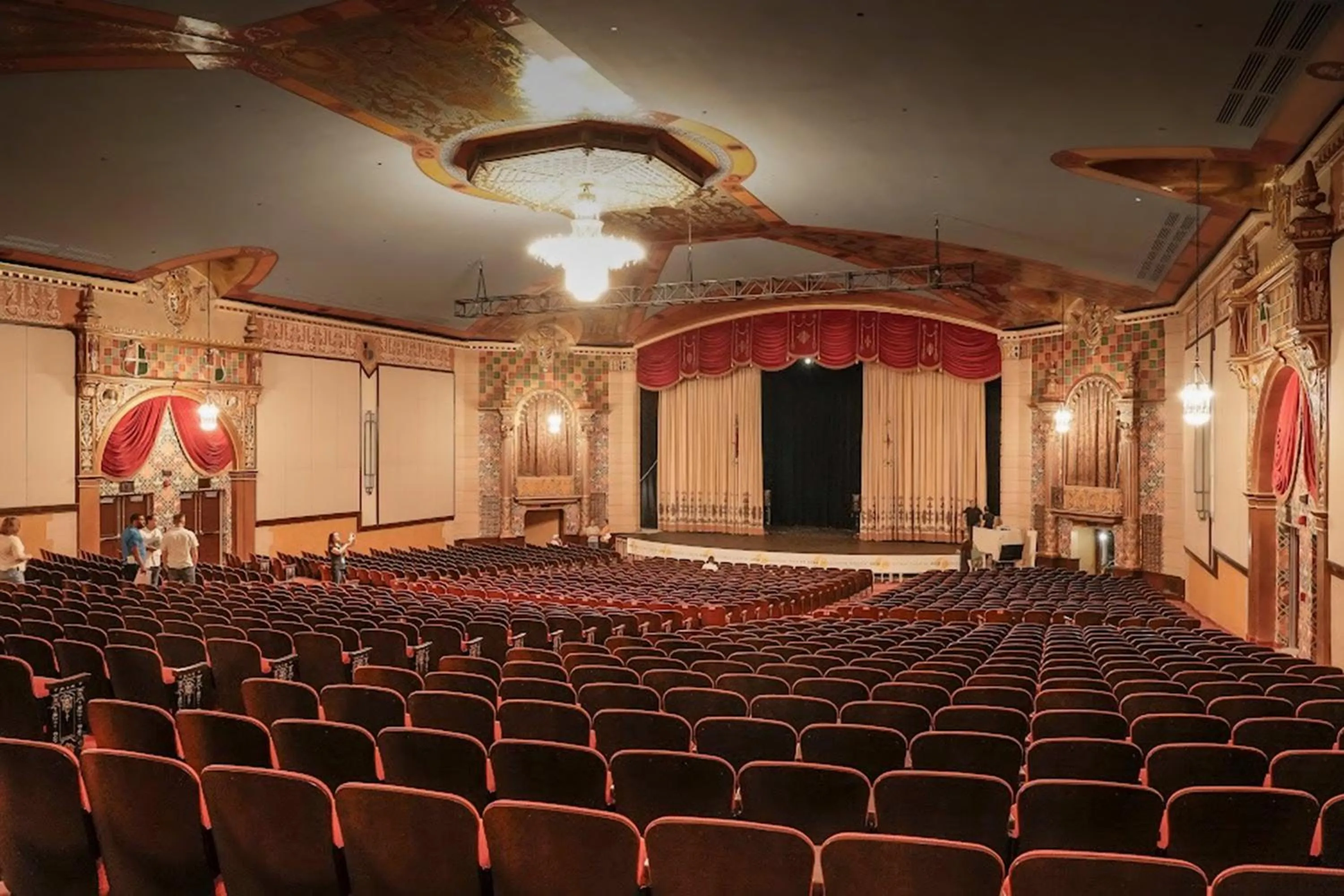 Area and facilities in Holiday Inn & Suites Philadelphia W - Drexel Hill by IHG