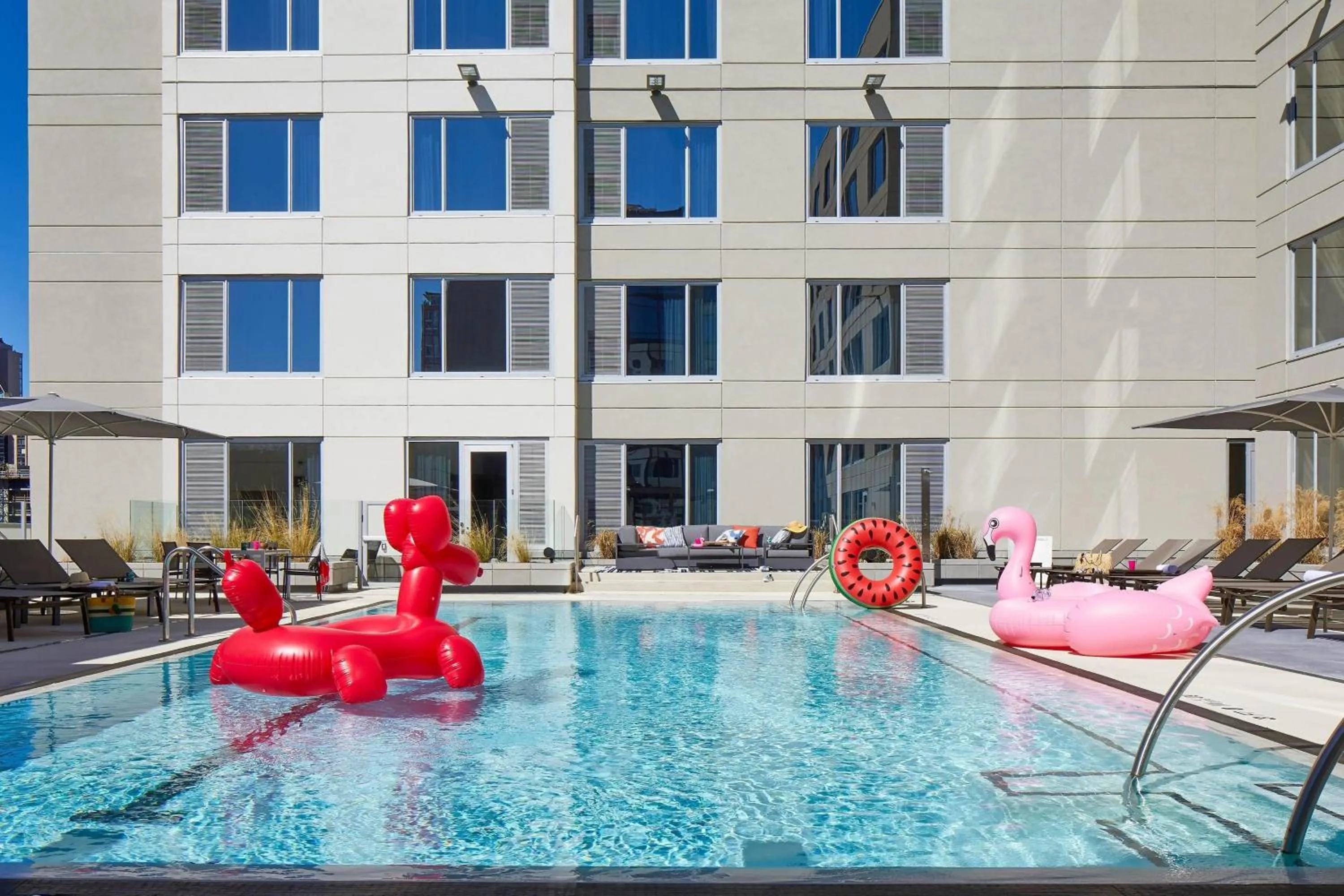 Swimming pool in Moxy Atlanta Midtown