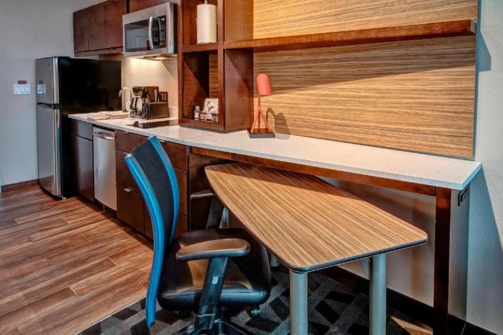 Kitchen or kitchenette in TownePlace Suites by Marriott Hot Springs