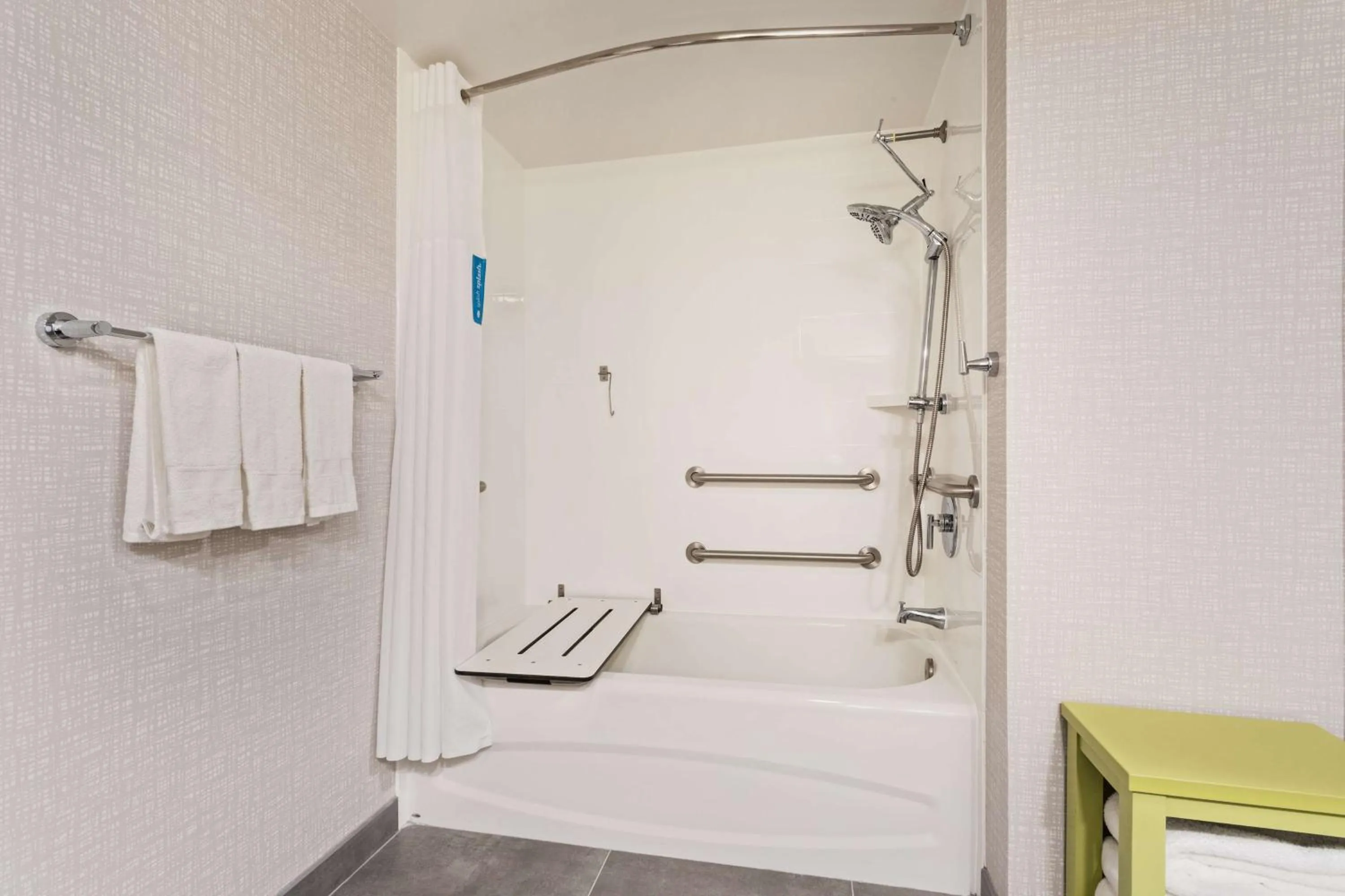 Bathroom in Hampton Inn & Suites Fort Myers Beach/Sanibel Gateway