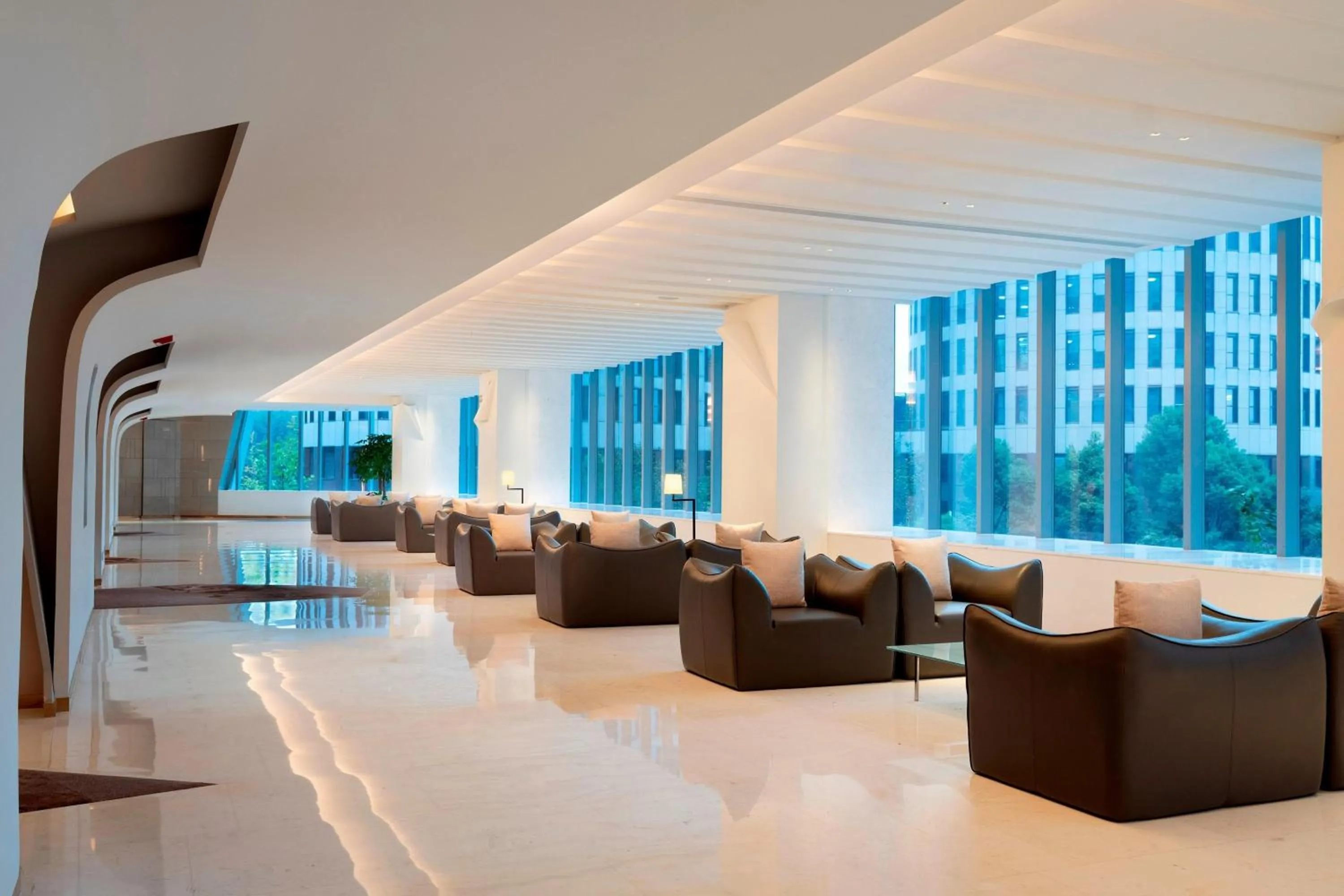 Meeting/conference room in Le Meridien Hangzhou, Binjiang