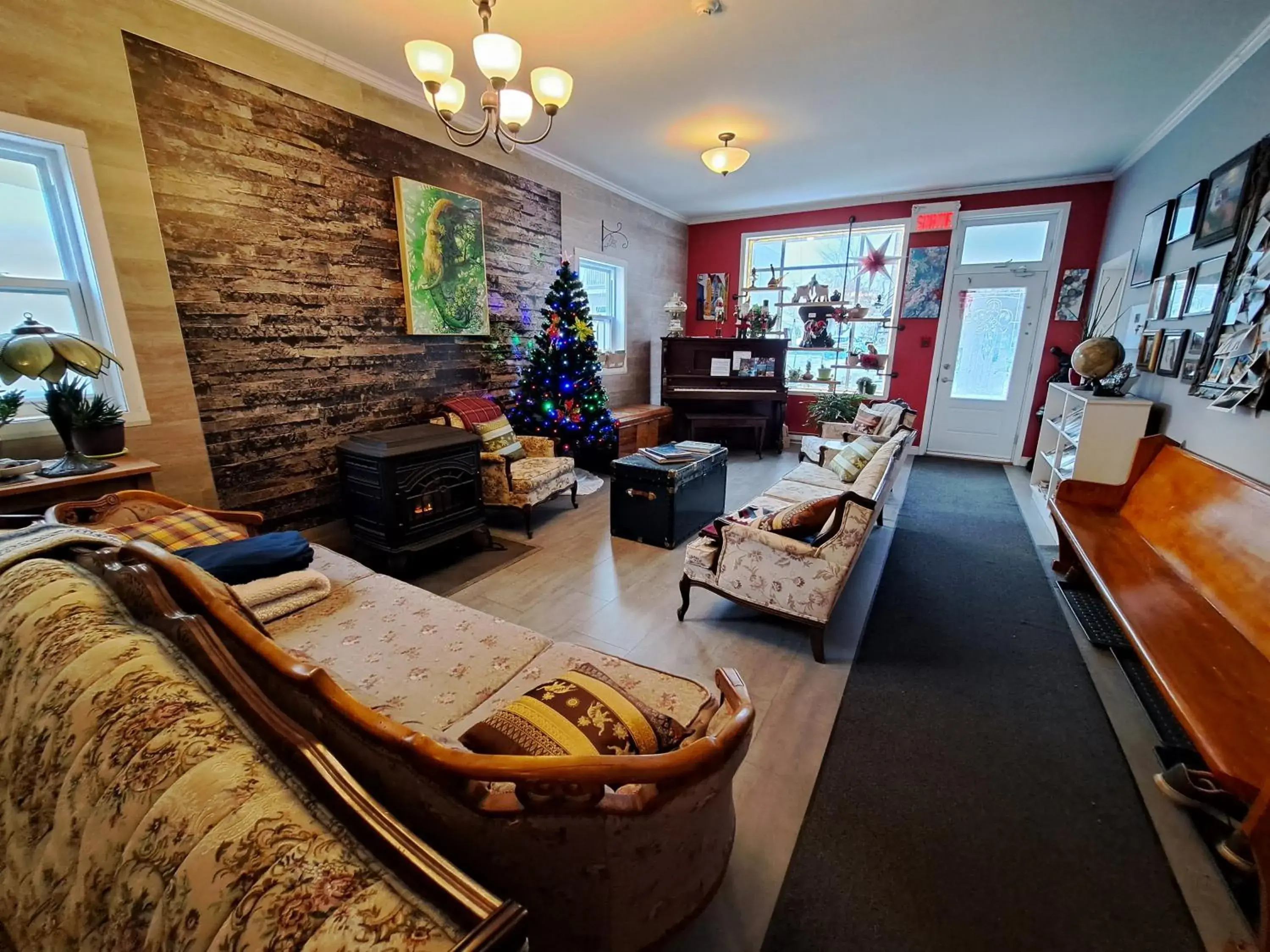 Auberge Jeunesse à Loulou Auberge Jeunesse à Loulou