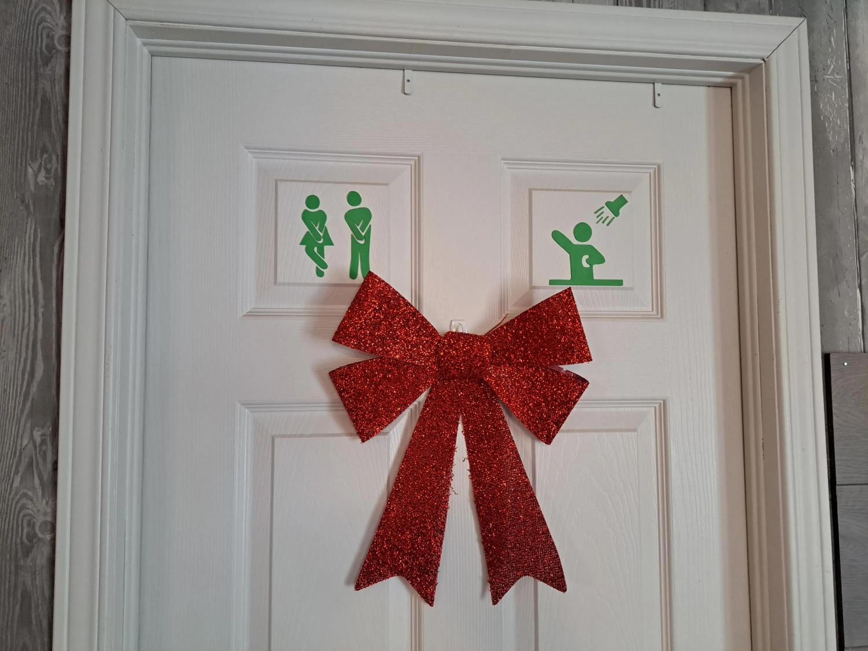 Toilet in Auberge Jeunesse à Loulou