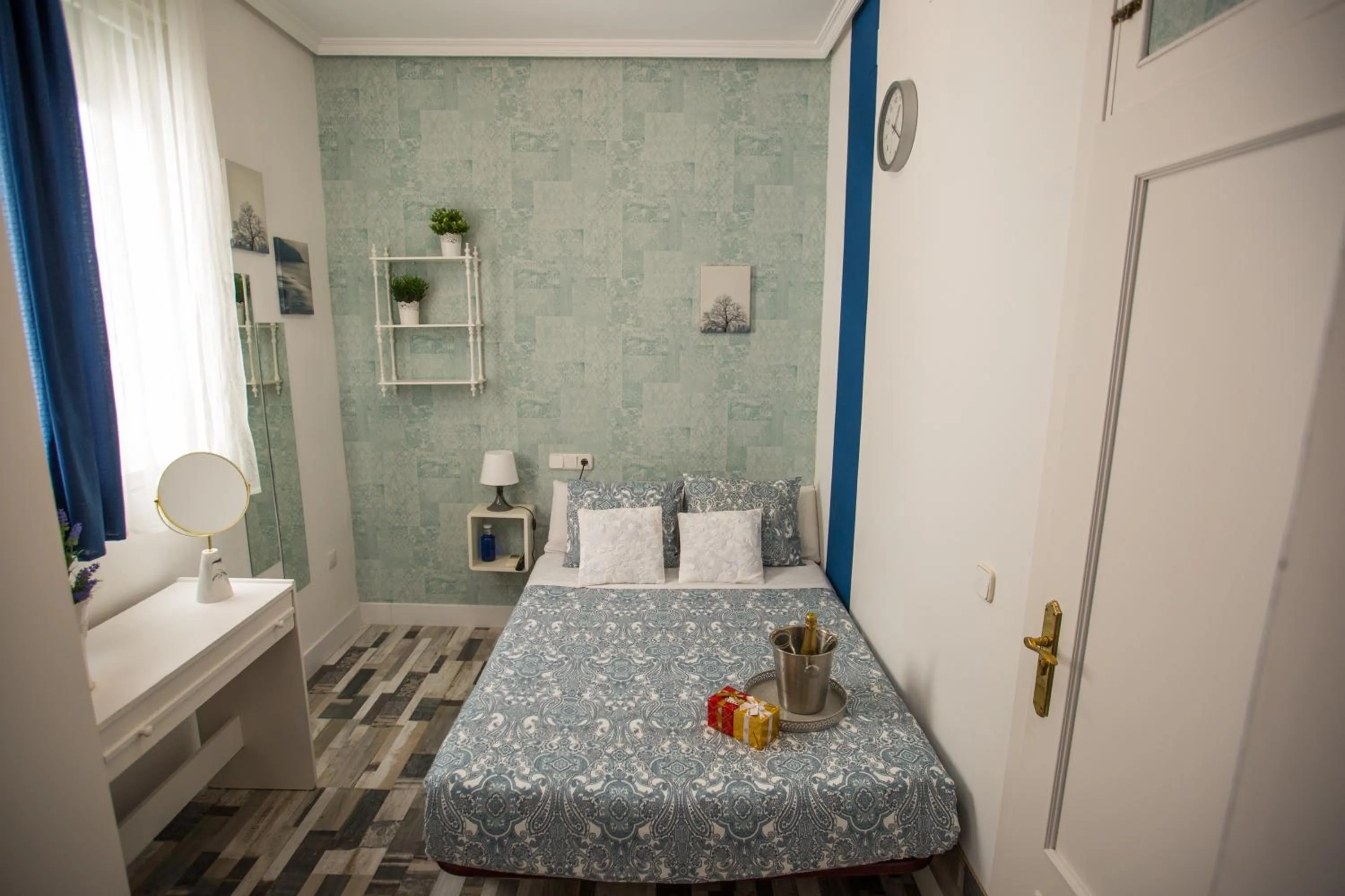 Bed in Fuencarral Adeco