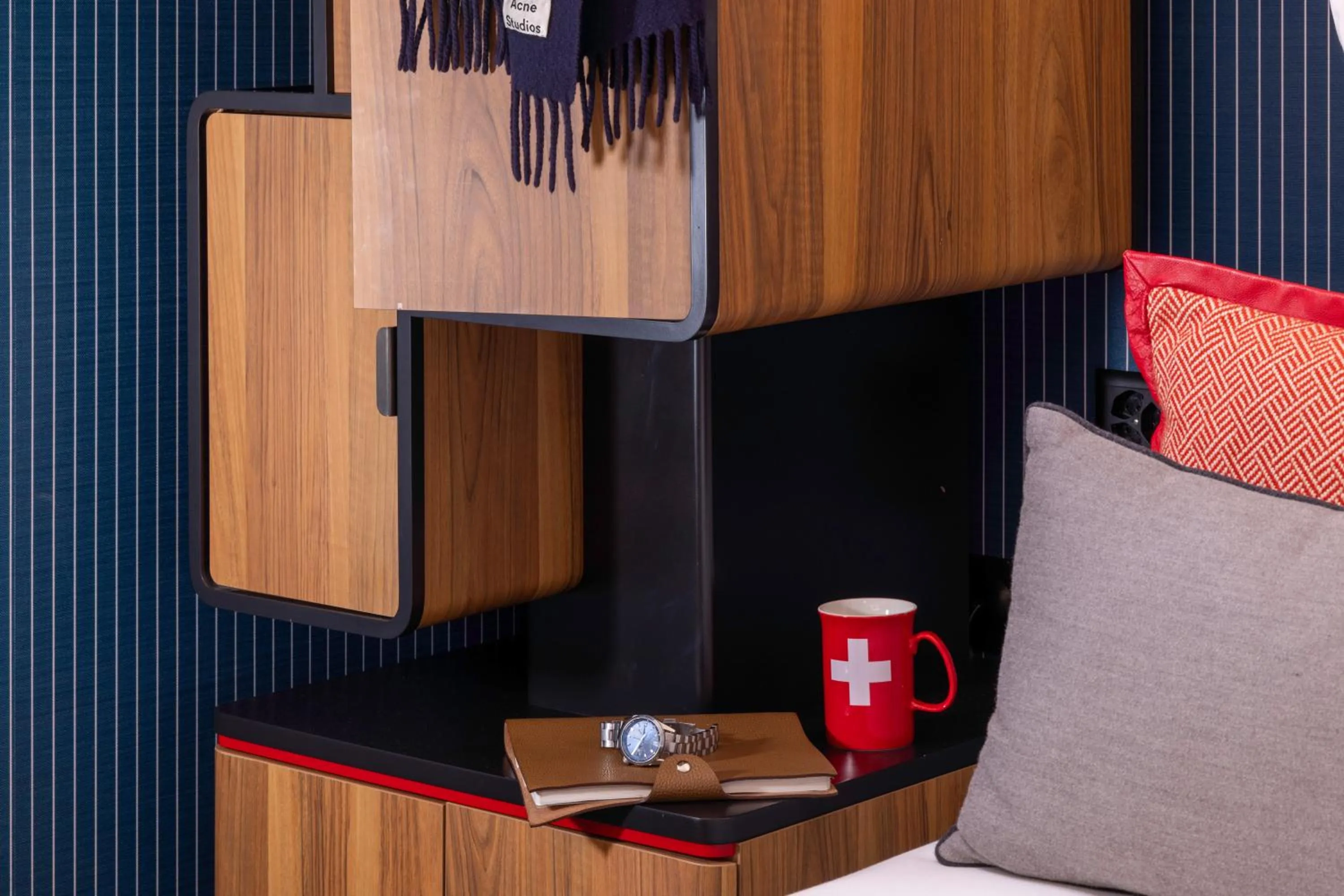 storage in Hotel D Geneva