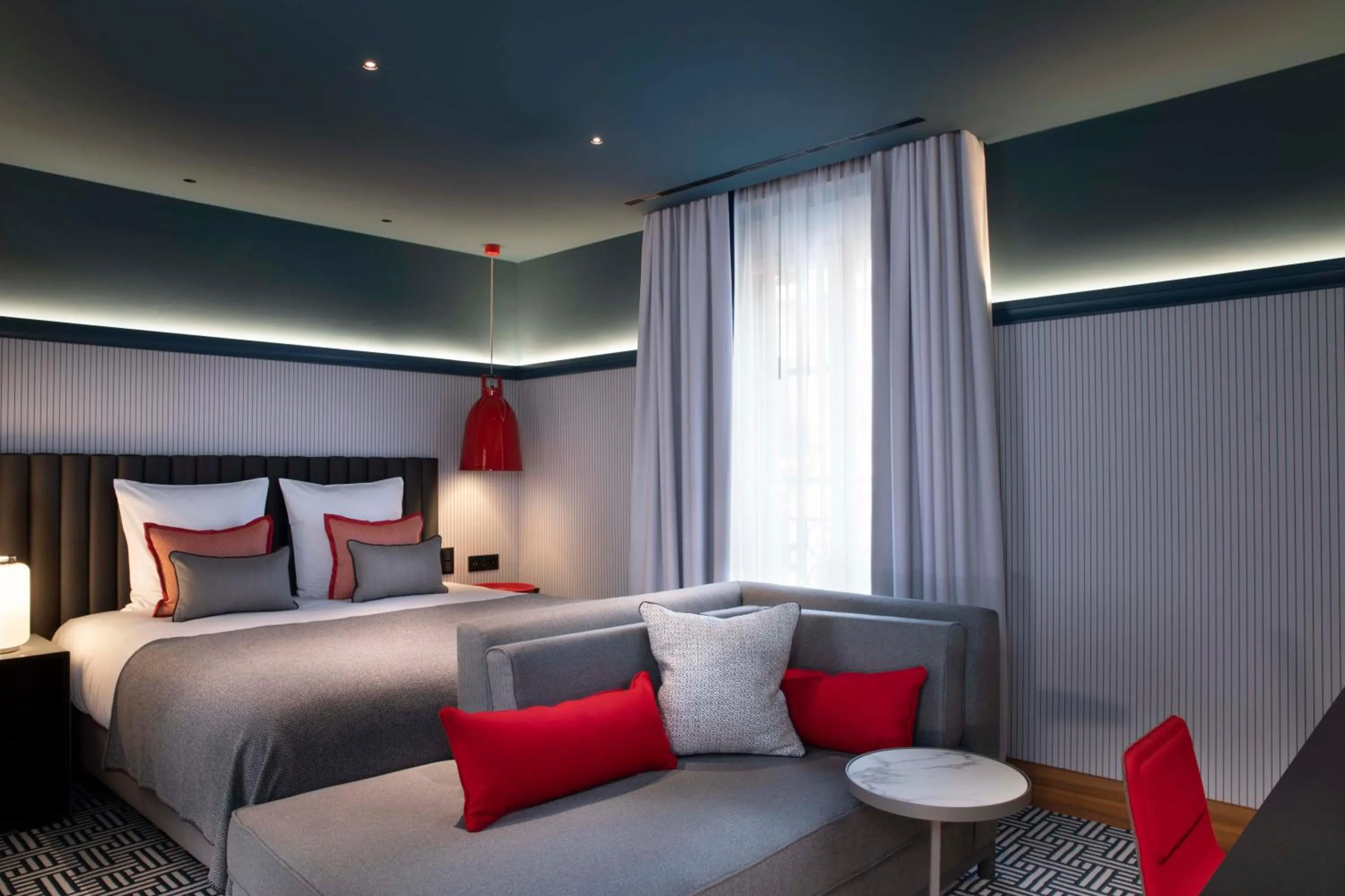 Bedroom, Bed in Hotel D Geneva