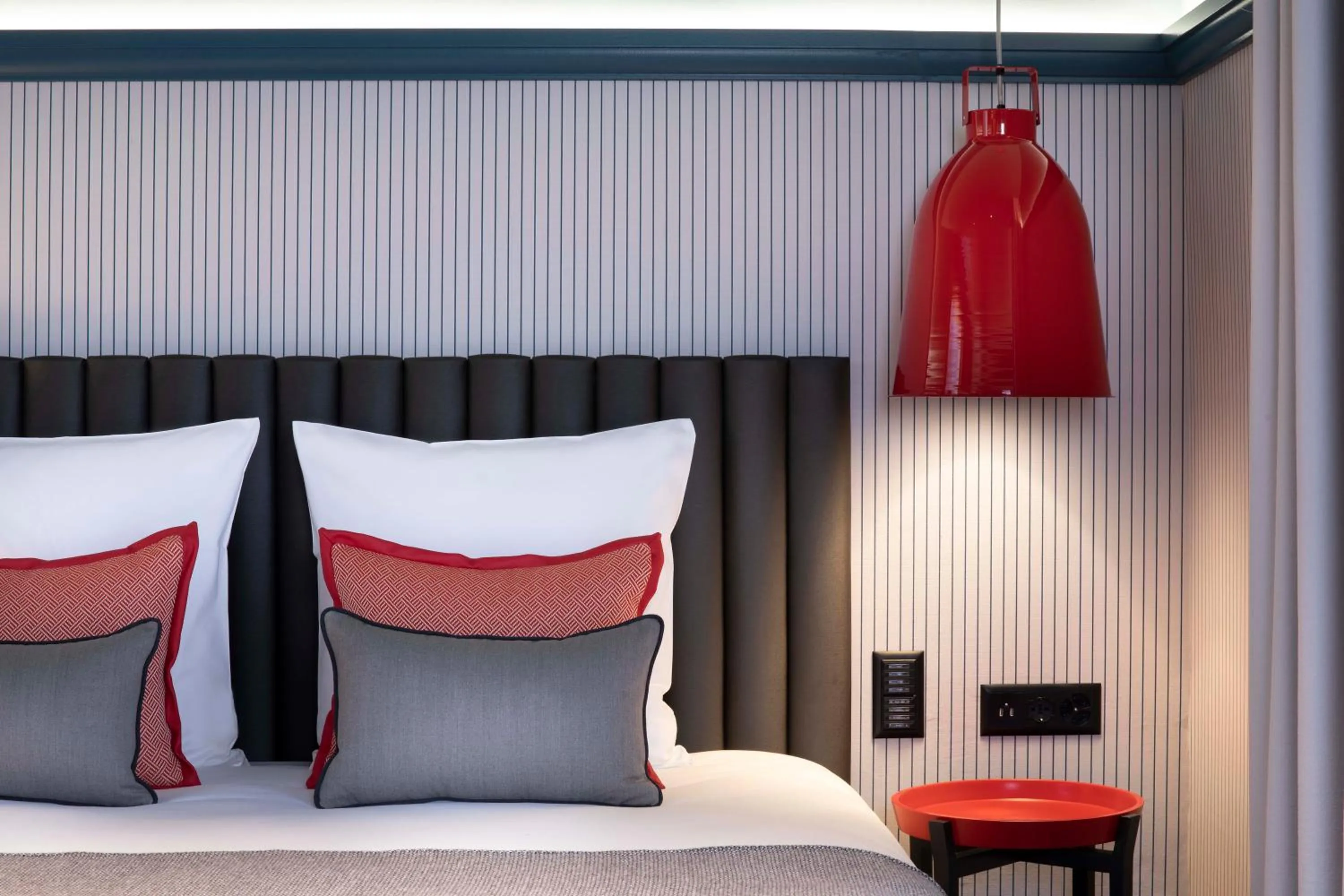 Decorative detail, Bed in Hotel D Geneva