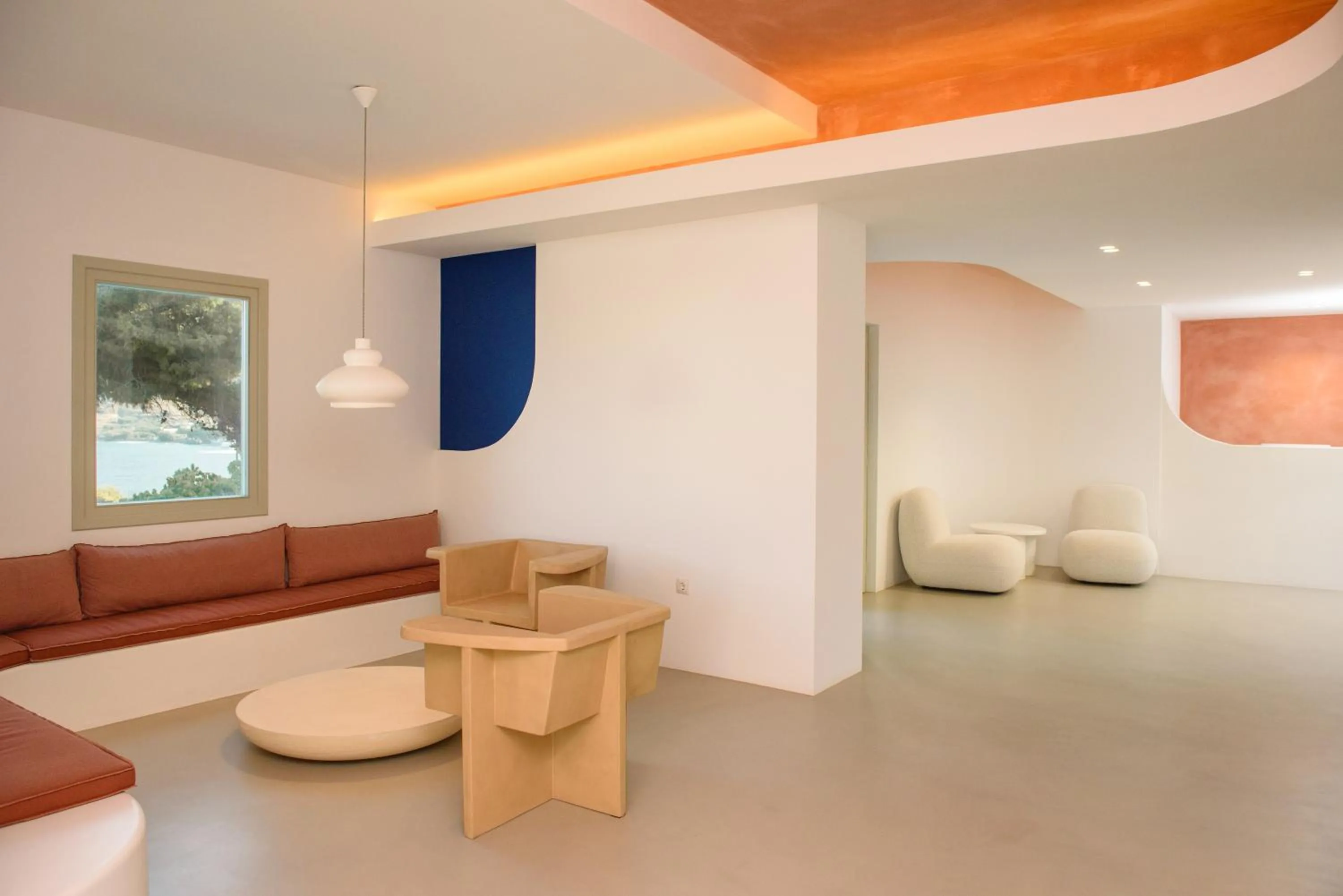 Yperia Hotel